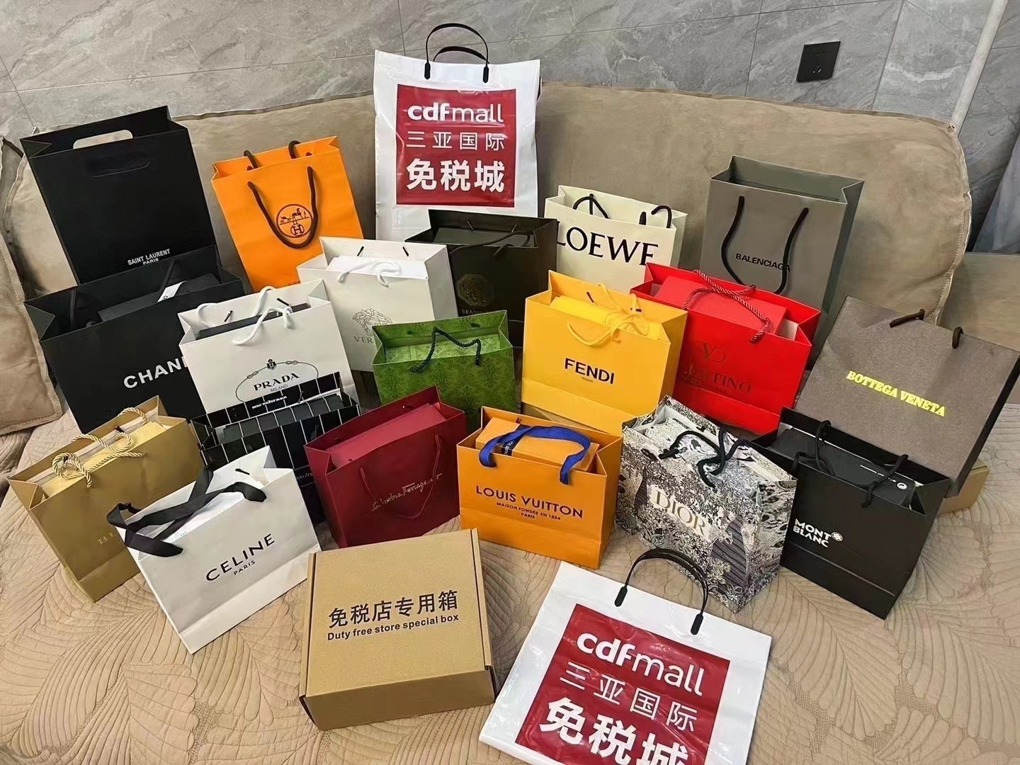 Hermès Men's Reversible Leather Belt - Etoupe/Black Matte Buckle