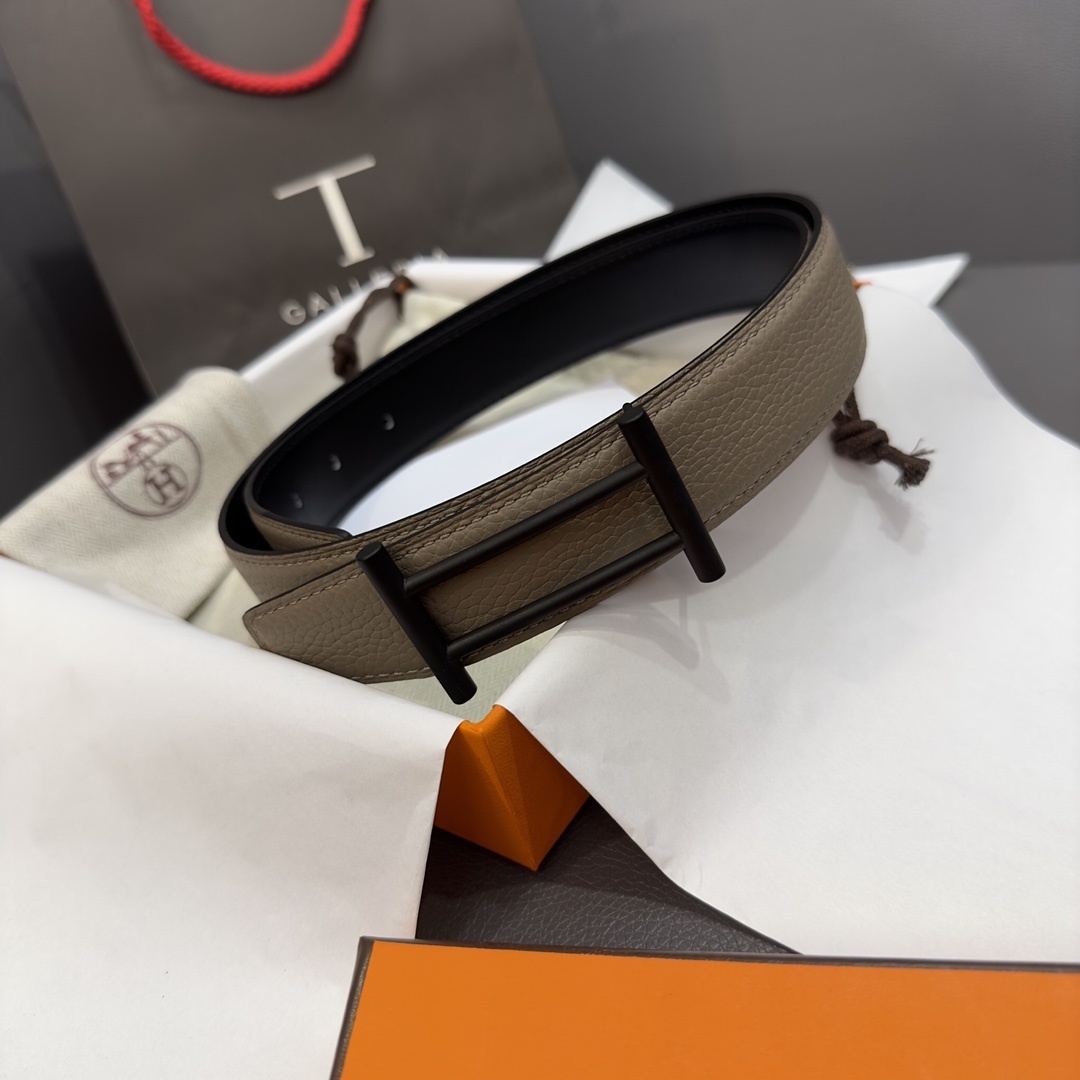 Hermès Men's Reversible Leather Belt - Etoupe/Black Matte Buckle
