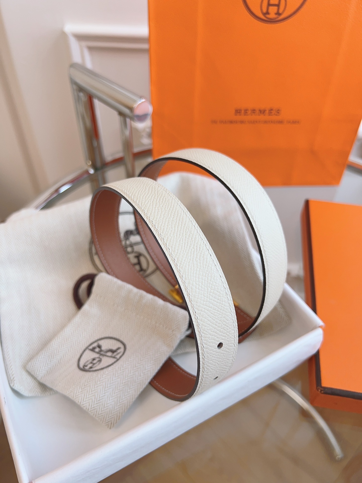 Hermès Reversible Belt with Gold H Buckle - White & Brown Leather