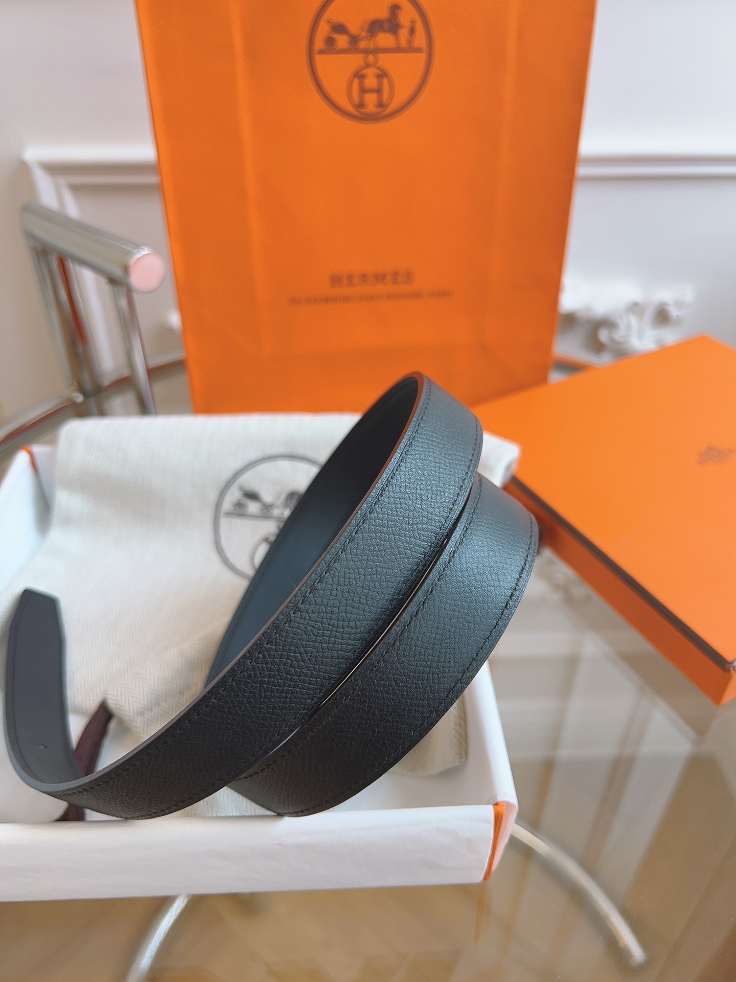 Hermes Men's Reversible Leather Belt with Silver H Buckle - Black