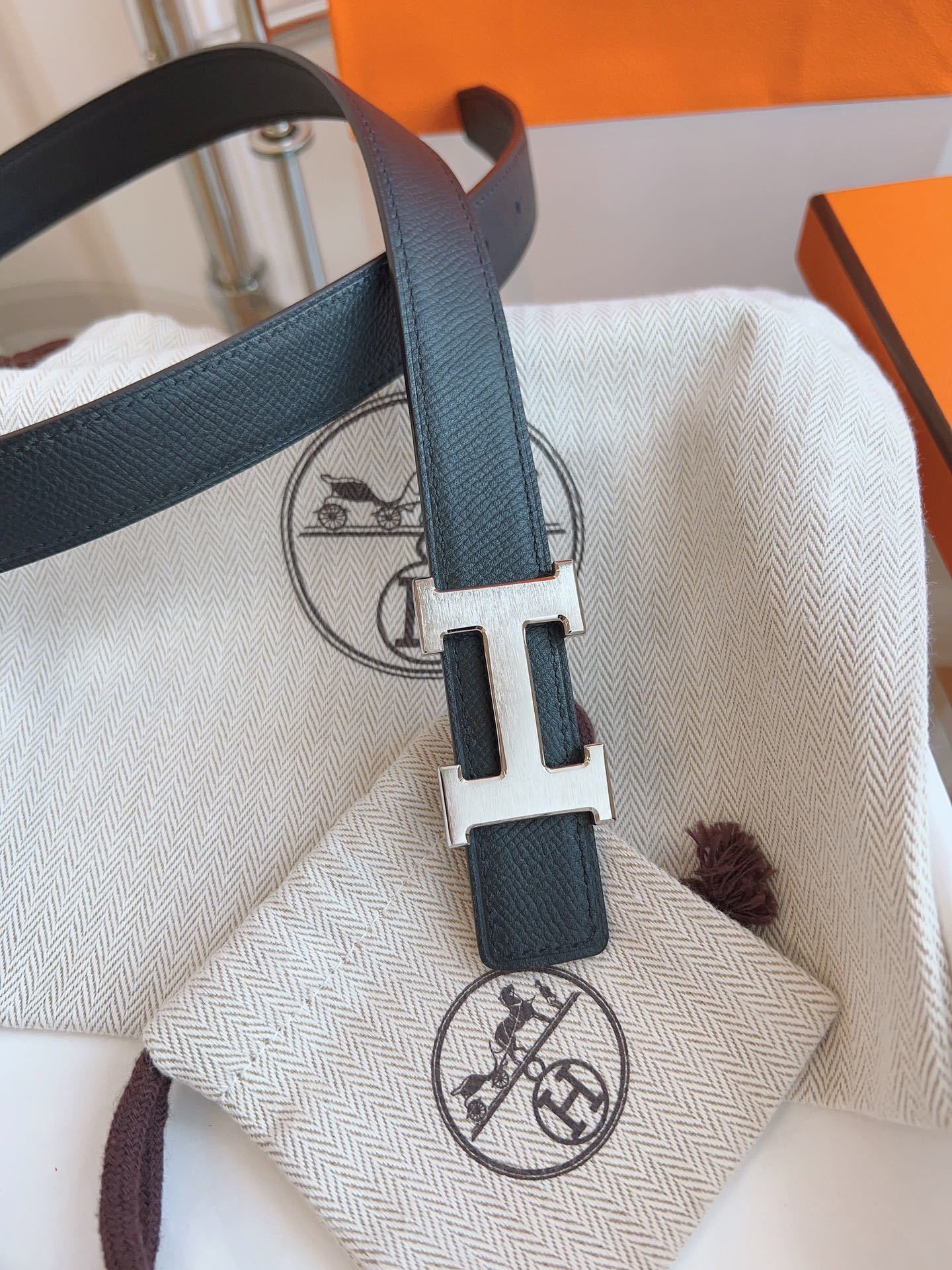 Hermes Men's Reversible Leather Belt with Silver H Buckle - Black