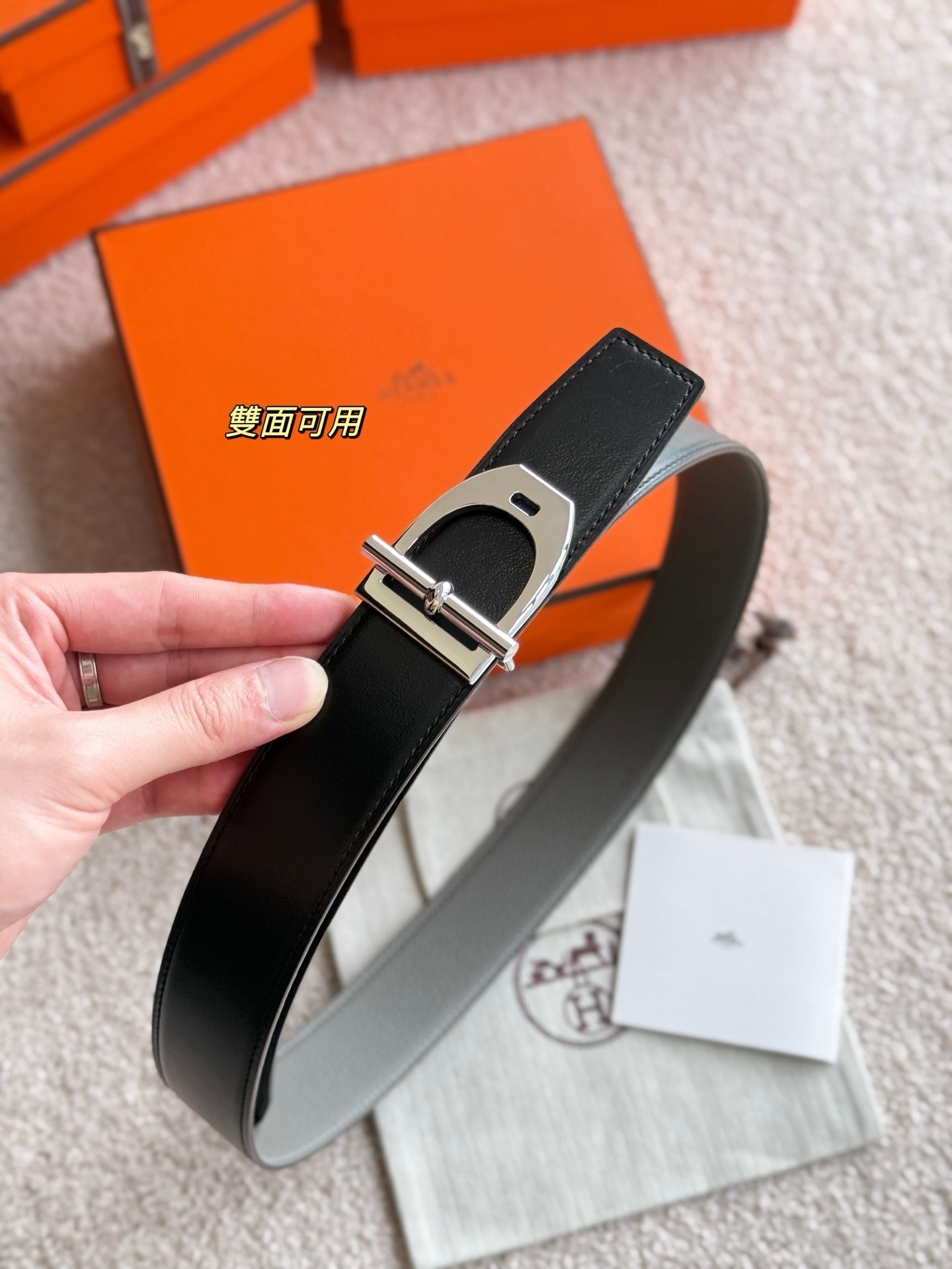 Hermes Néo Etrier Reversible Leather Belt 38mm - Luxury Men's Accessory