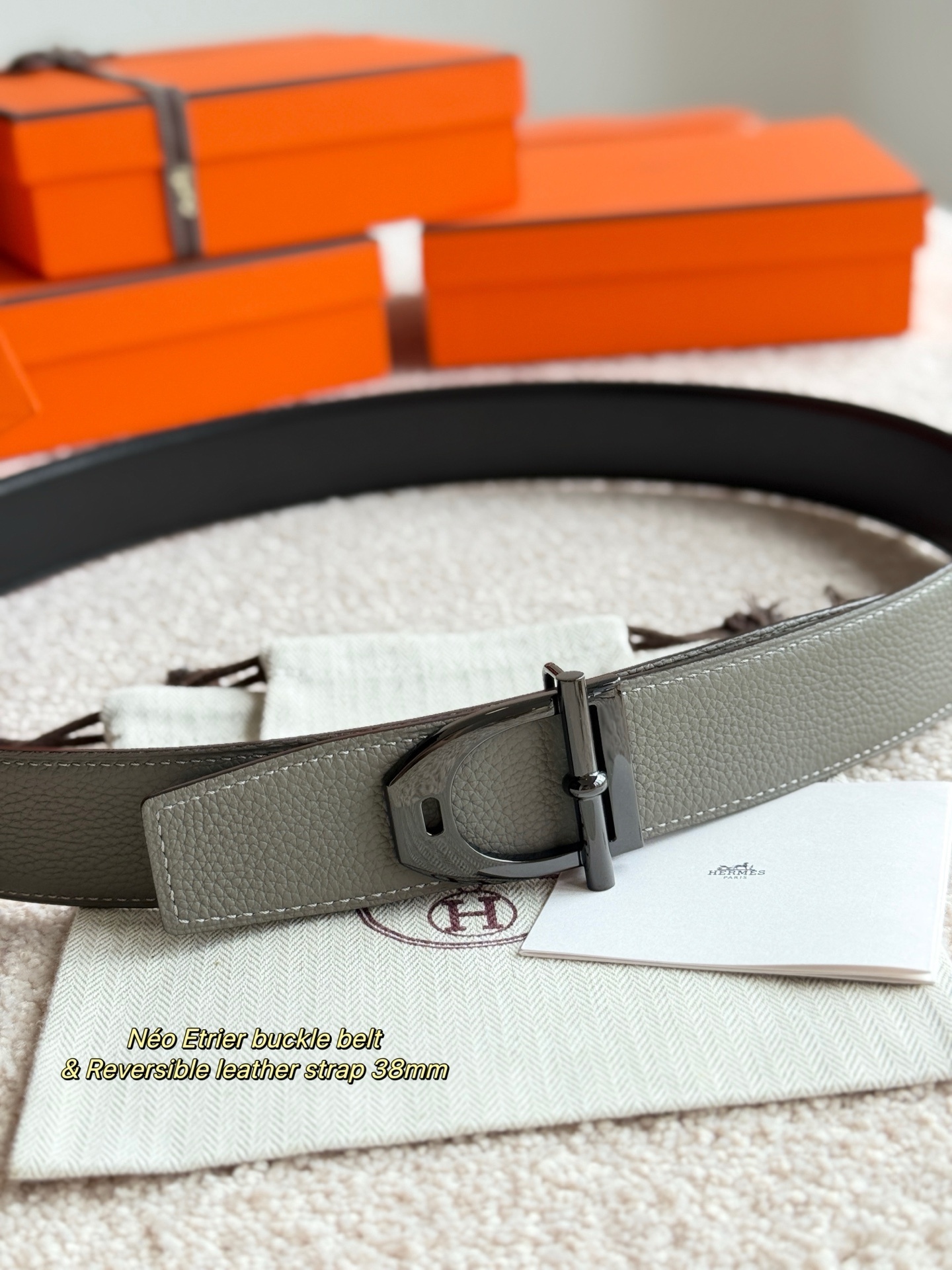 Néo Etrier Buckle & 38mm Reversible Leather Strap Luxury Belt