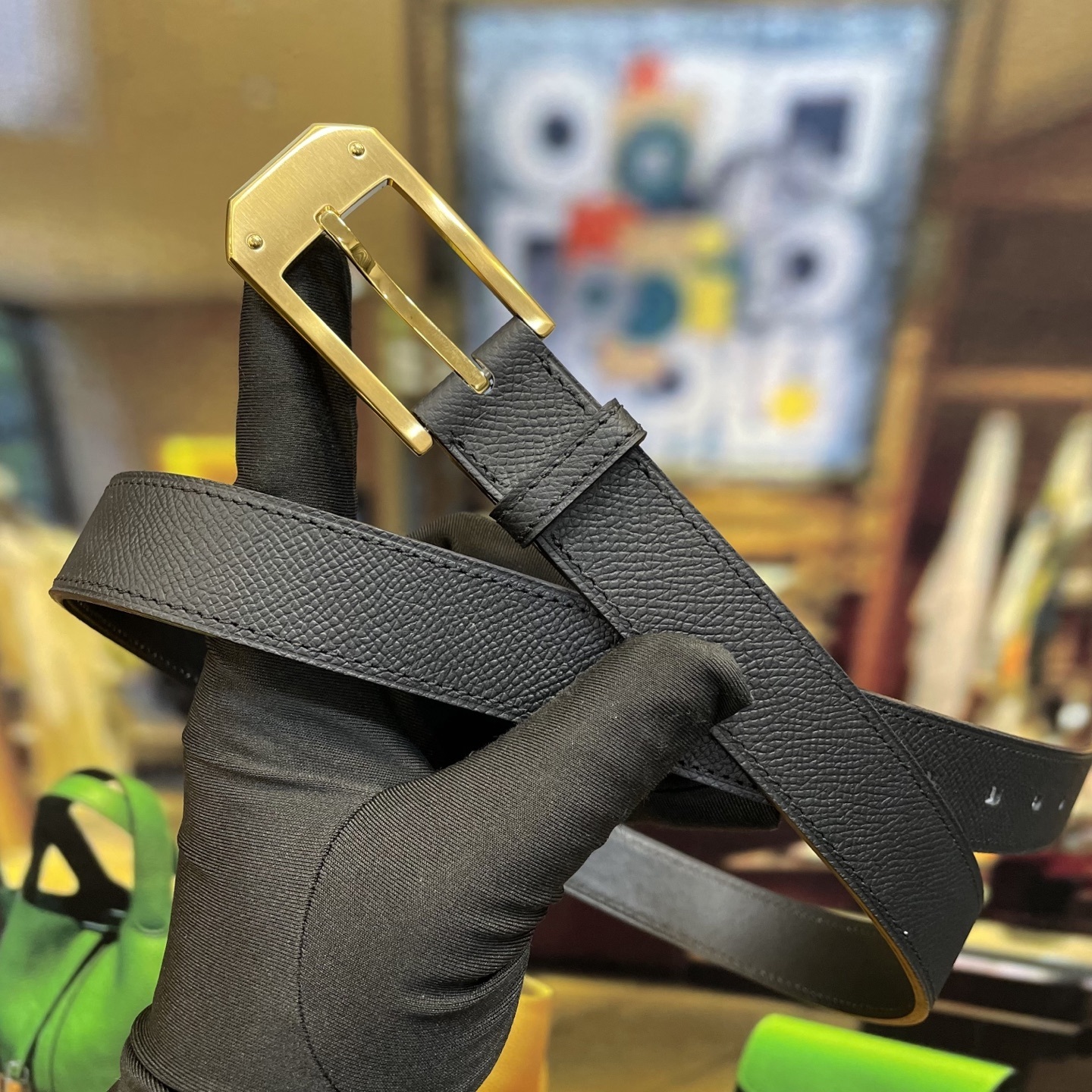 Premium Men's Grainy Leather Belt with Brushed Metal Buckle