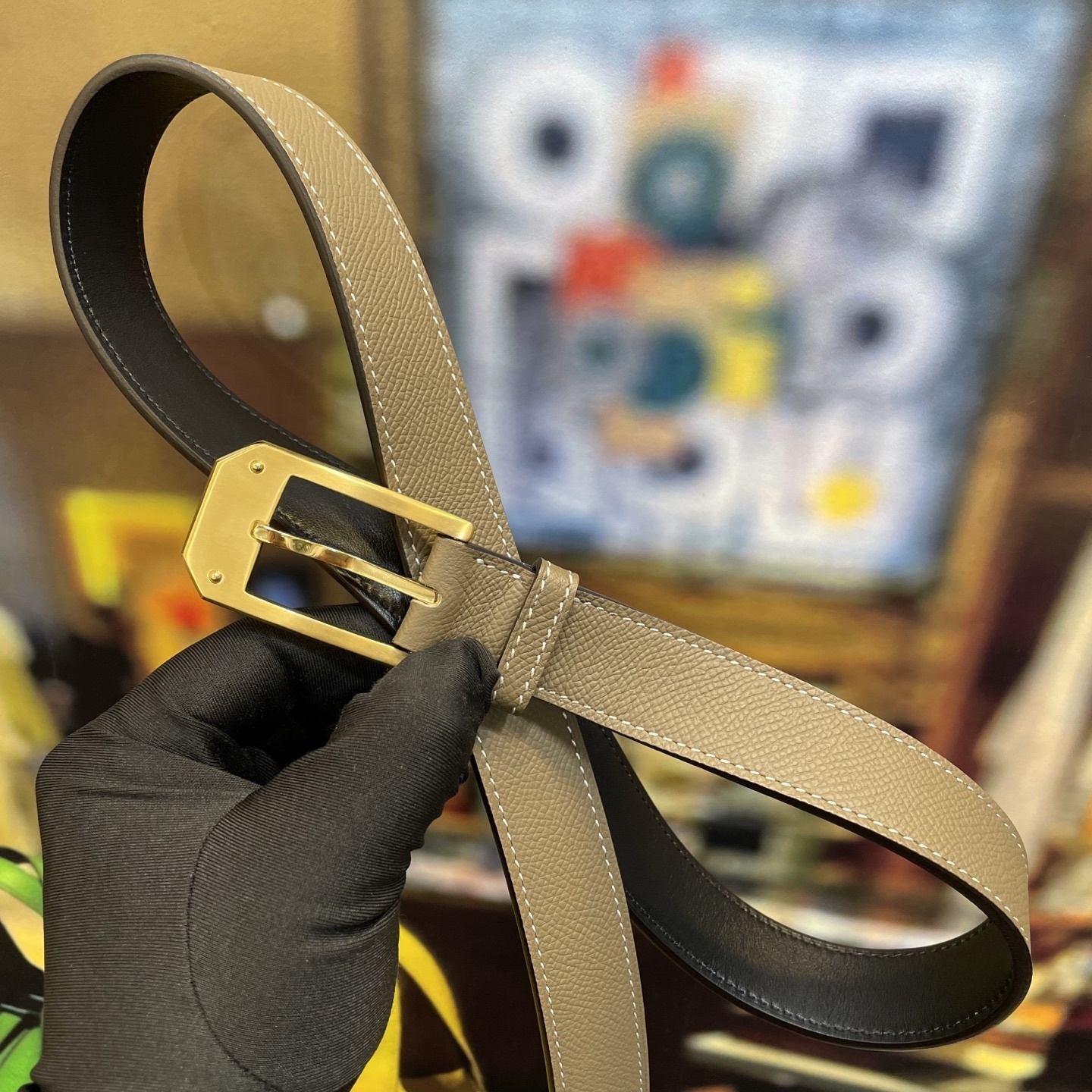 Luxury Men's Pebbled Leather Belt with Brushed Metal Buckle