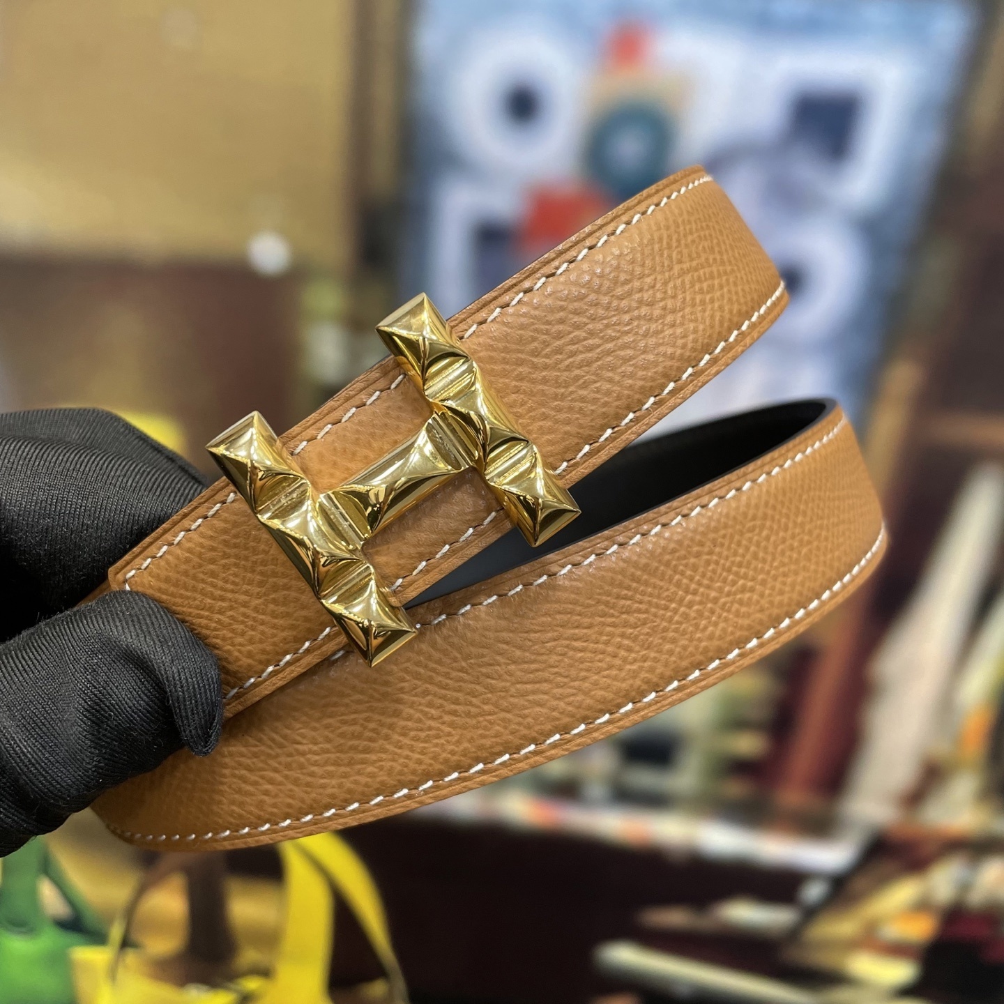 Luxury Tan Grained Leather Belt with Studded Gold H Buckle
