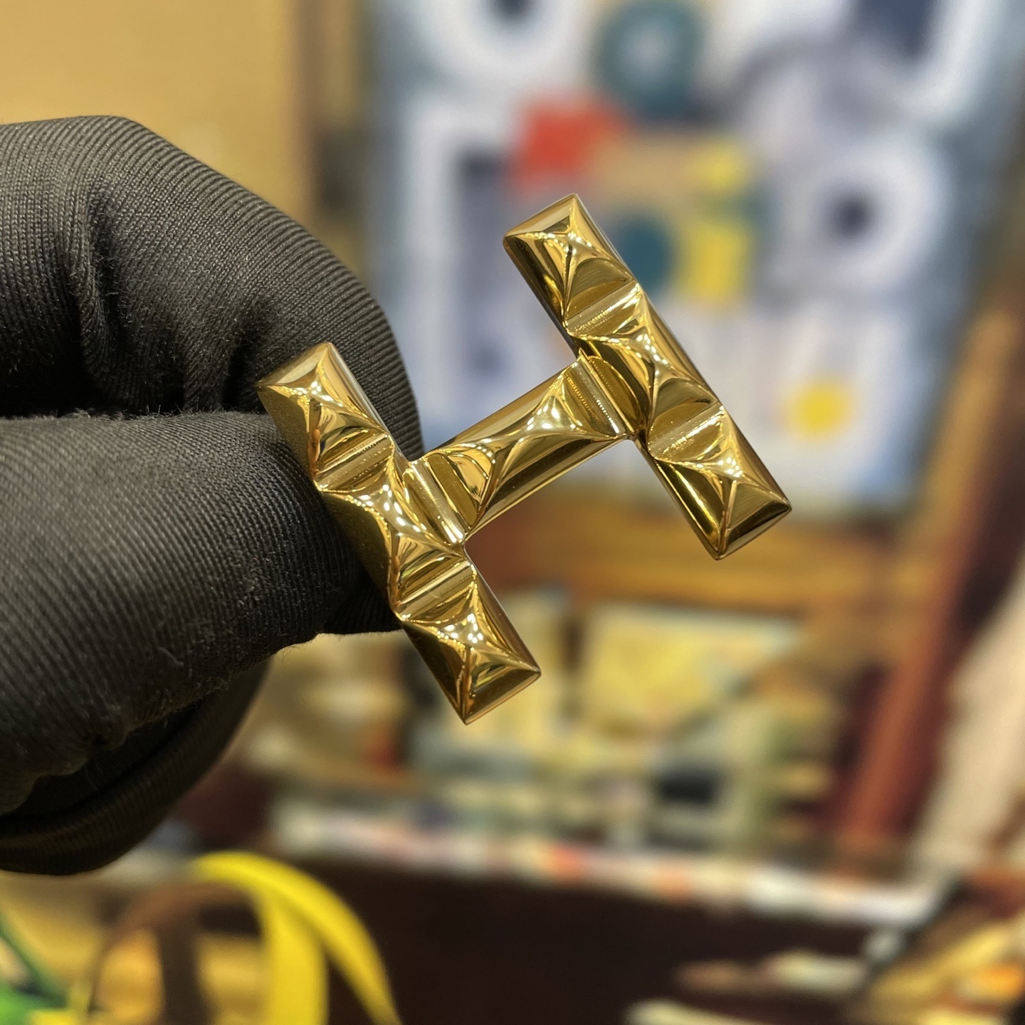 Luxury Tan Grained Leather Belt with Studded Gold H Buckle