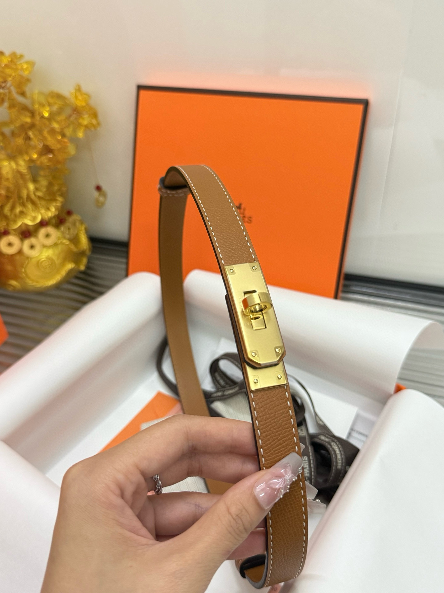 Hermes Kelly 18 Belt in Gold Epsom Leather with Gold Hardware