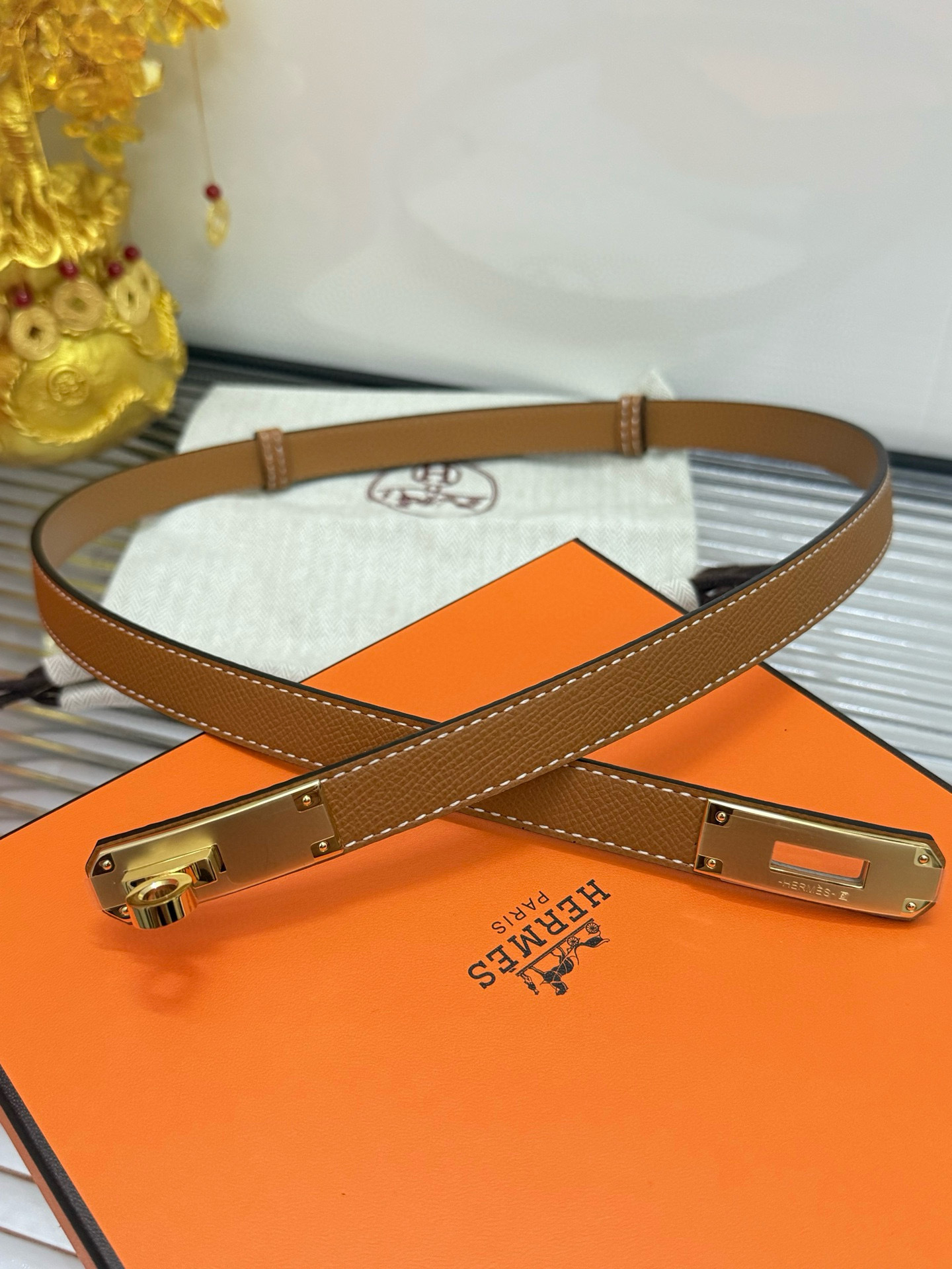 Hermes Kelly 18 Belt in Gold Epsom Leather with Gold Hardware