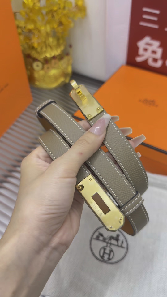 Hermès Kelly Belt Etoupe Epsom Leather with Gold Buckle