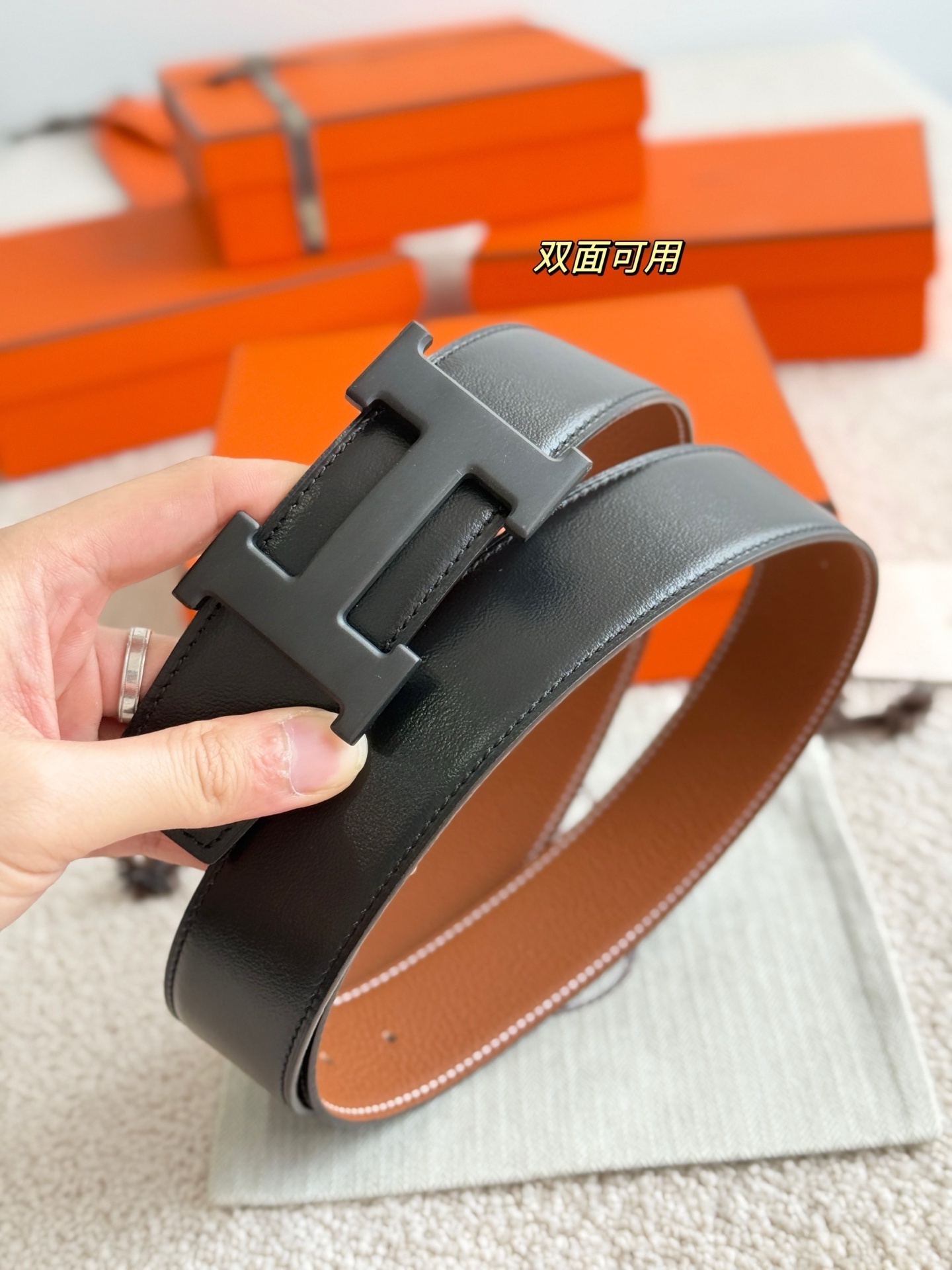Men's Luxury 38mm Reversible Leather Belt - H 5382 Matte Buckle