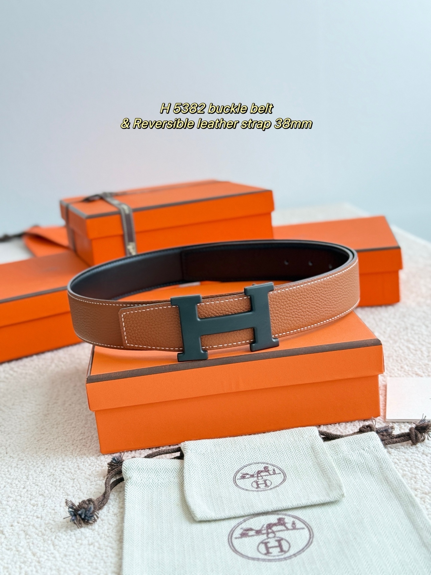 Men’s Luxury 38mm Reversible Leather Belt – H 5382 Matte Buckle