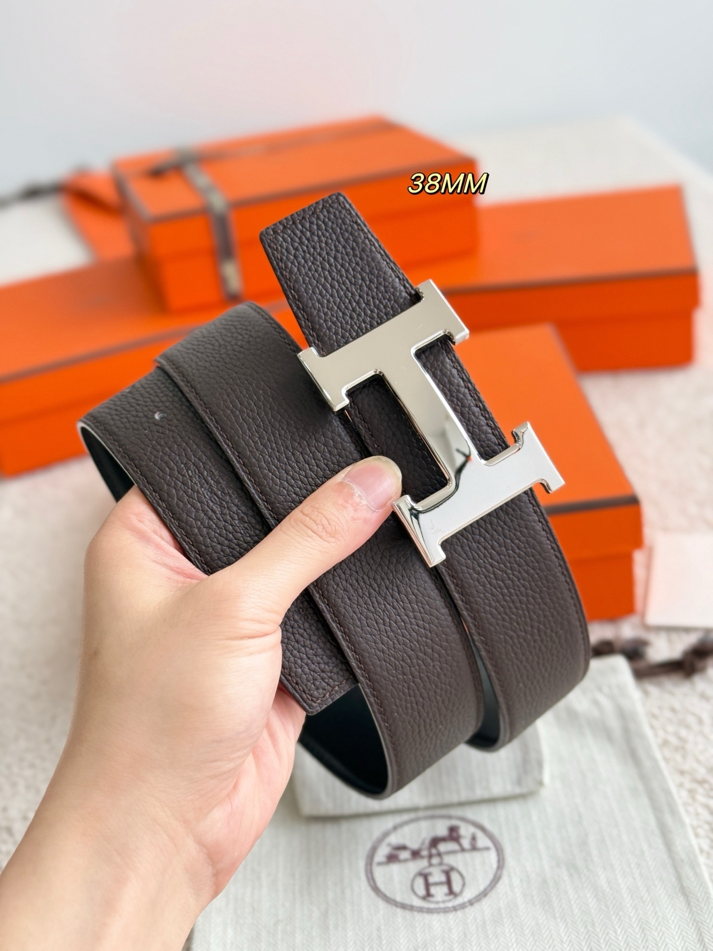 H 5382 Reversible Leather Belt 38mm with Silver H Buckle