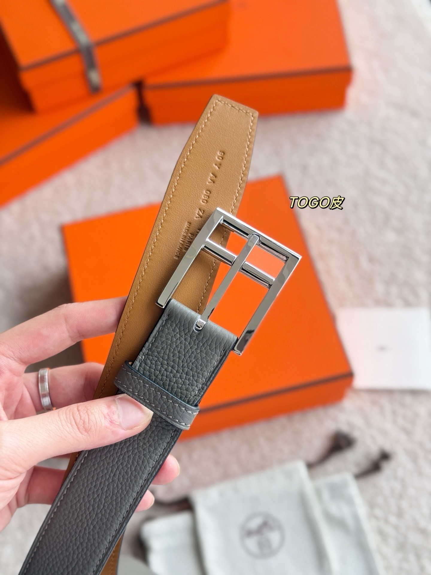 Romain 35 Reversible Leather Belt - Luxury Men's Designer Accessory