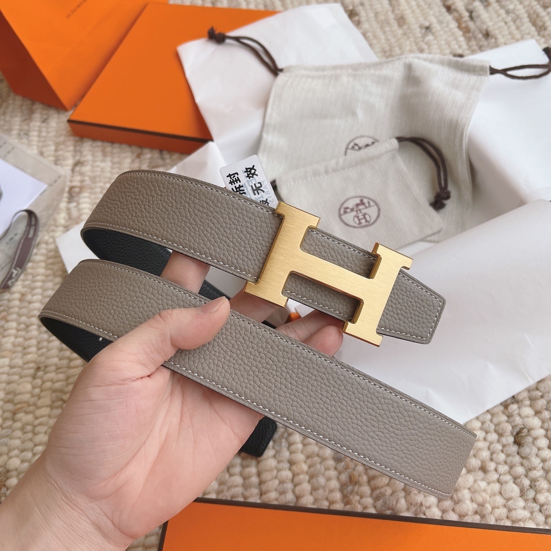 Hermès Reversible Leather Belt with Gold H Buckle - Etain/Black