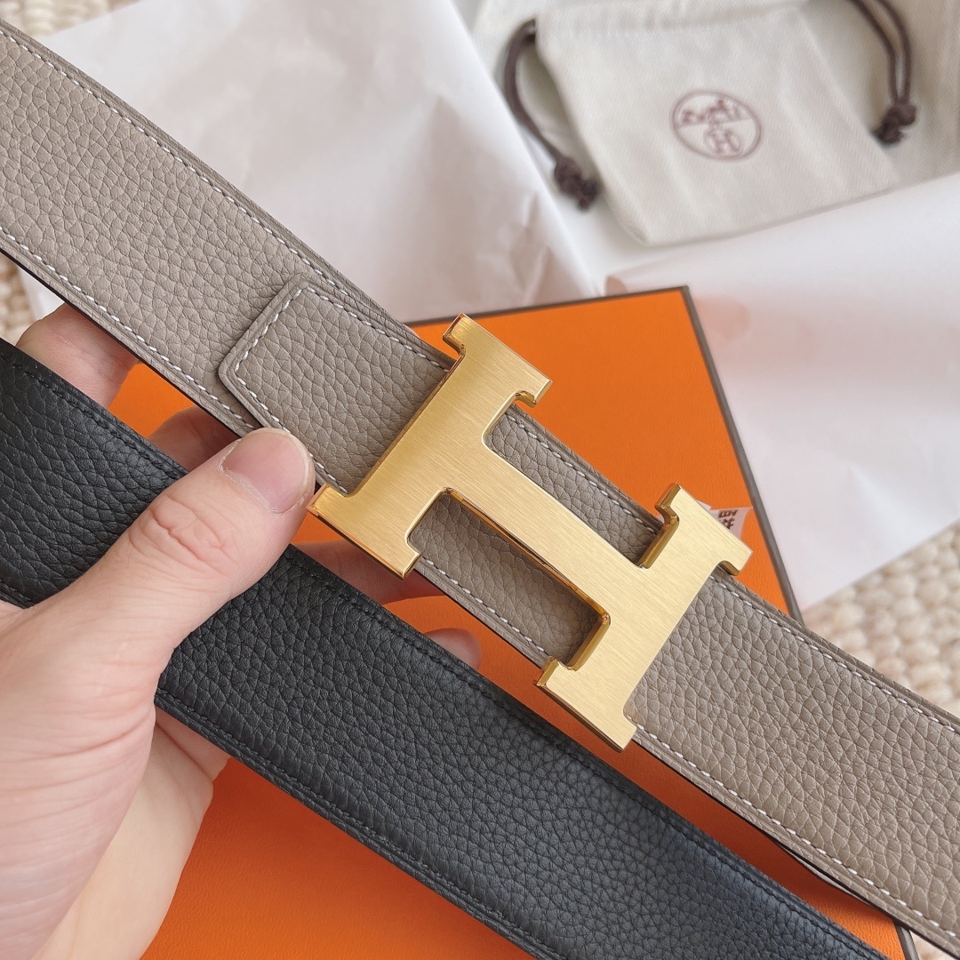 Hermès Reversible Leather Belt with Gold H Buckle - Etain/Black