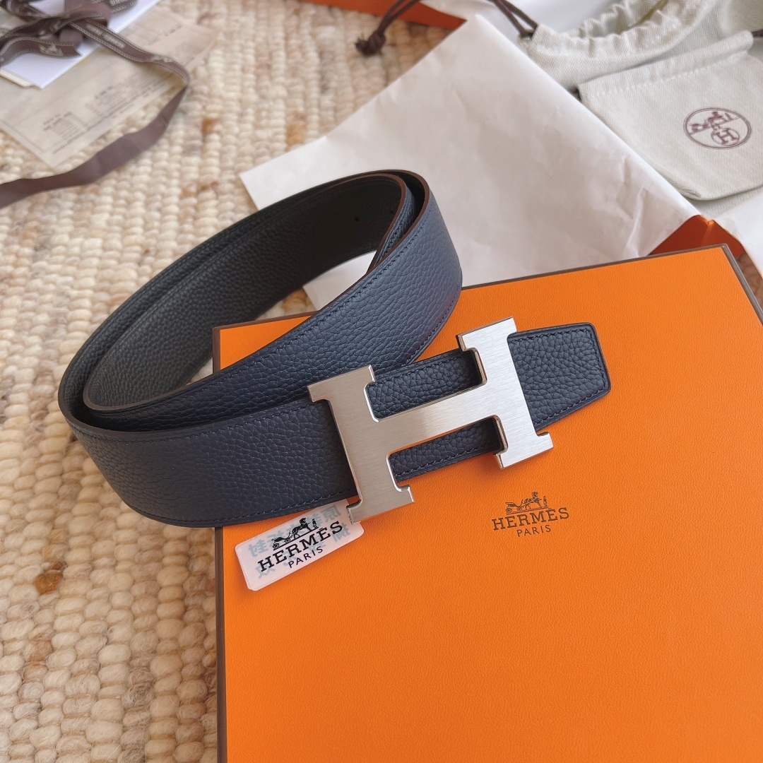 Luxury Hermès Blue Grained Leather Belt with Silver H Buckle