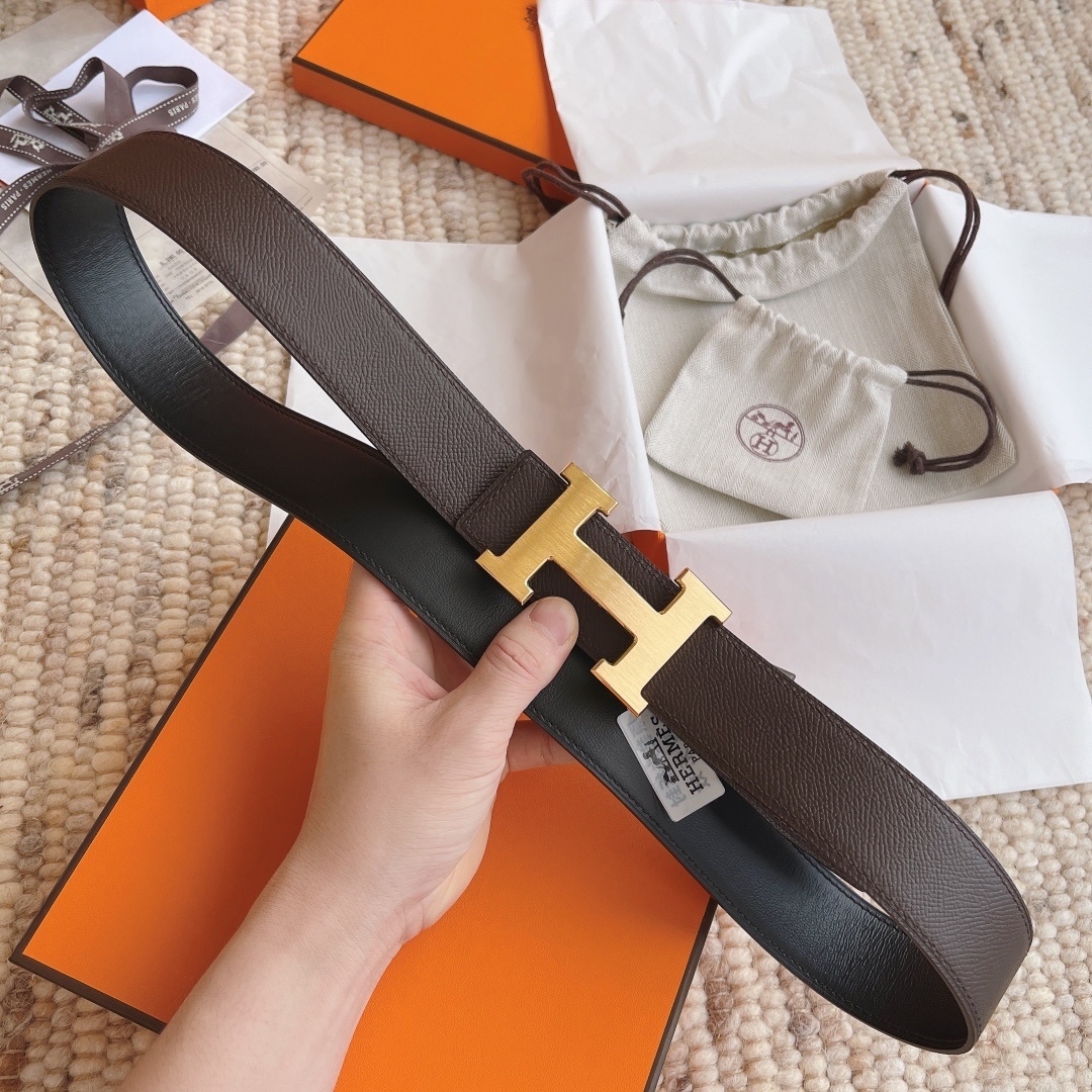 Luxury Reversible Leather Belt with Gold-Tone H Buckle - Brown