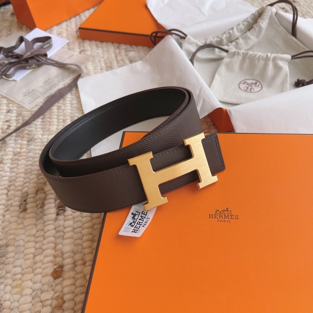 Luxury Reversible Leather Belt with Gold-Tone H Buckle - Brown