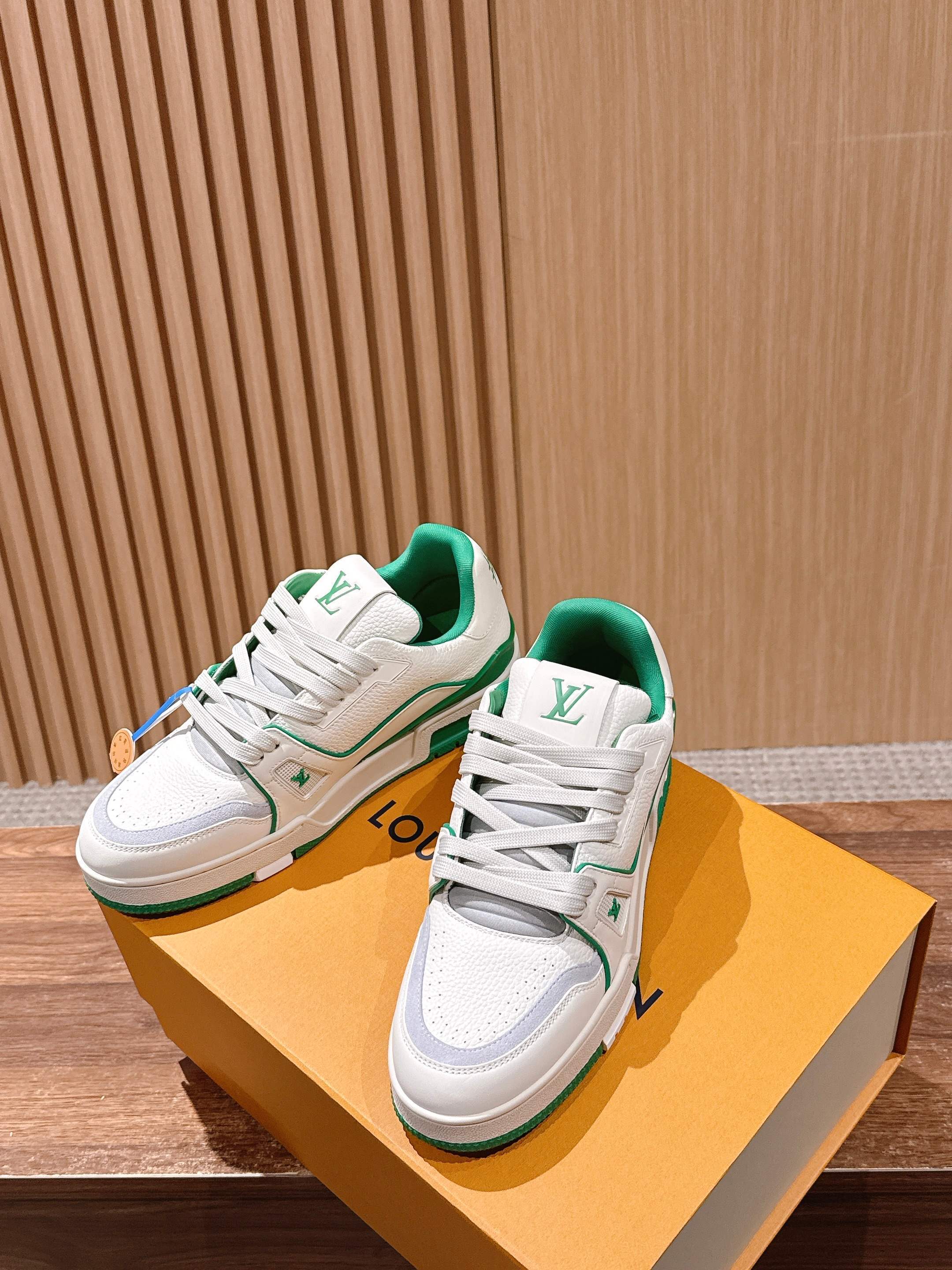Louis Vuitton LV Trainer Sneakers - White & Green Luxury Men's Shoes