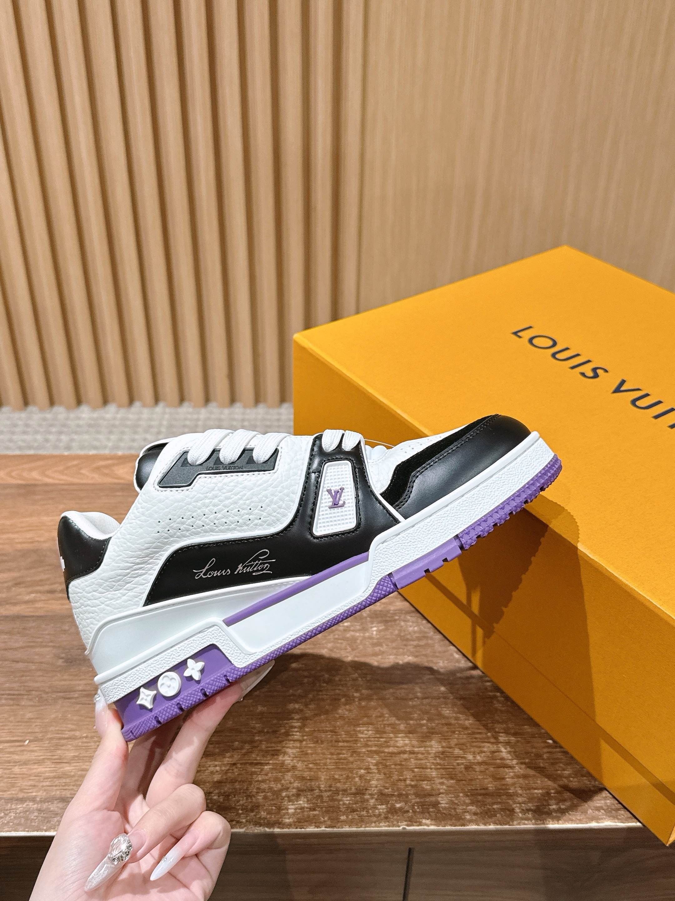 Louis Vuitton LV Trainer Sneakers - White/Black Leather Luxury Shoes