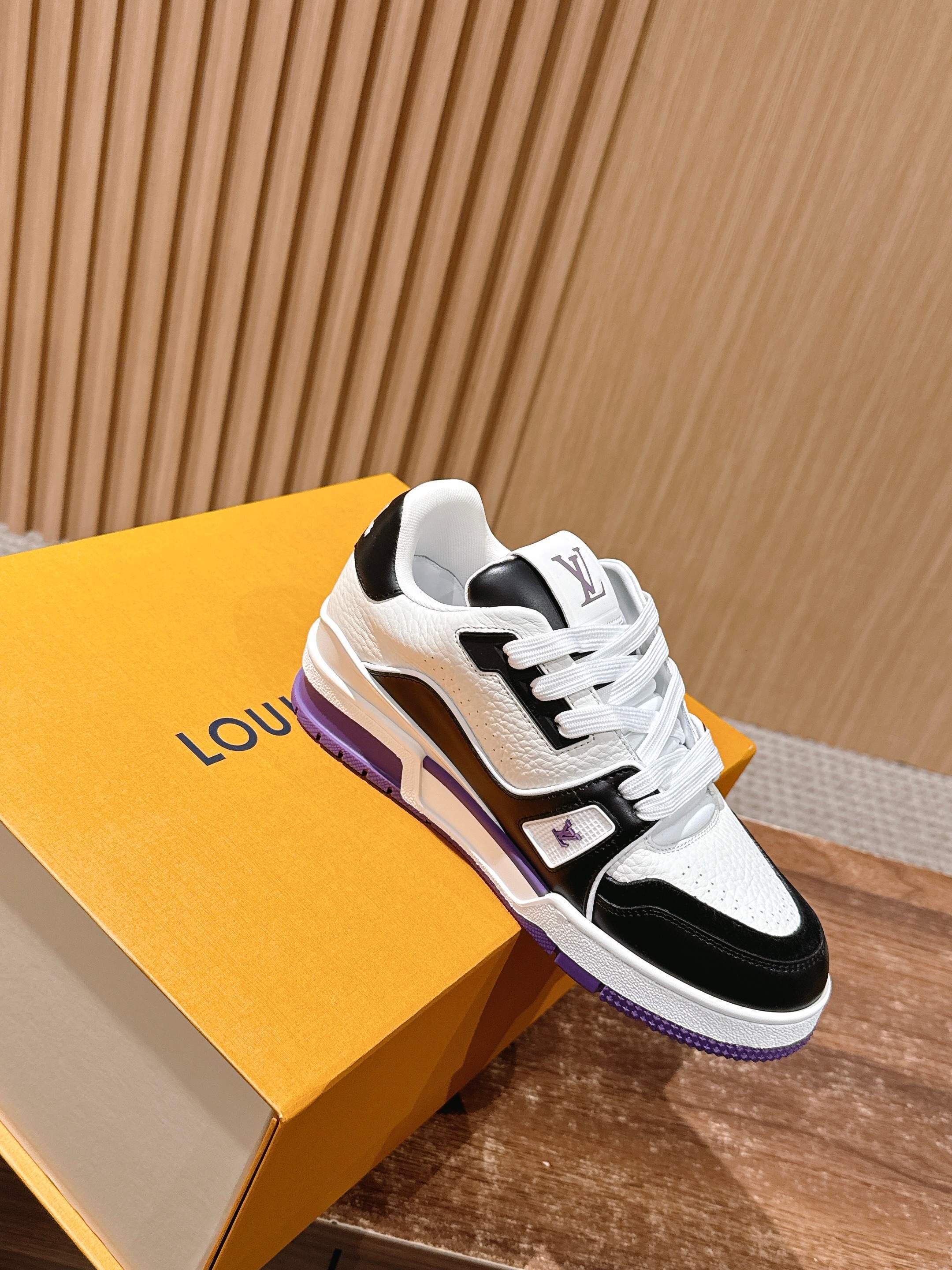 Louis Vuitton LV Trainer Sneakers - White/Black Leather Luxury Shoes