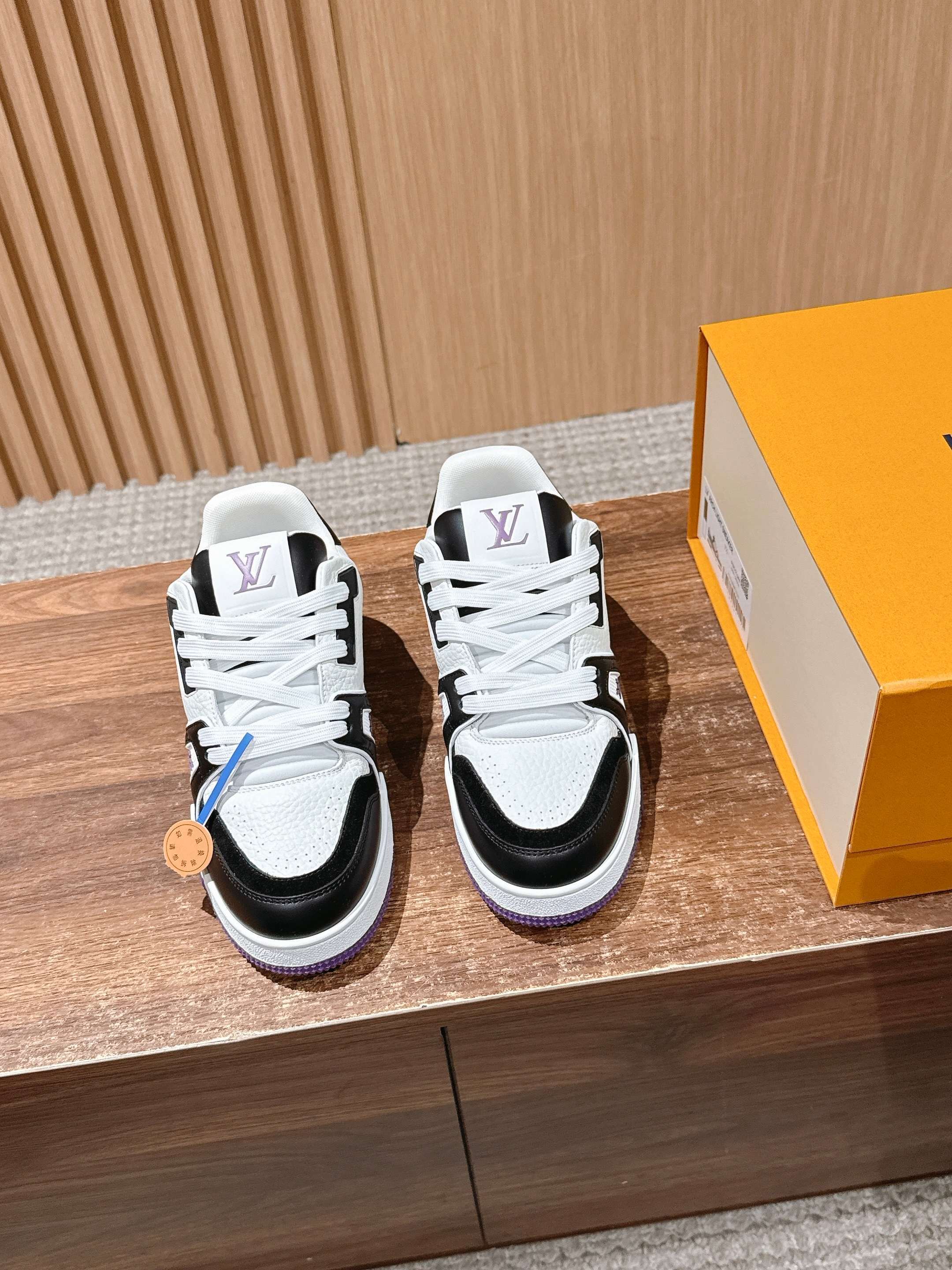 Louis Vuitton LV Trainer Sneakers – White/Black Leather Luxury Shoes