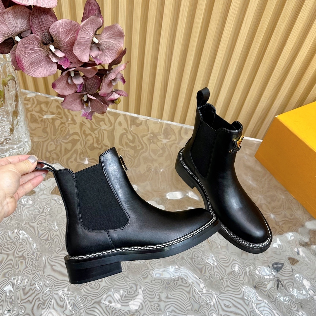 Luxury Black Leather Chelsea Boots with Gold Logo & White Stitching