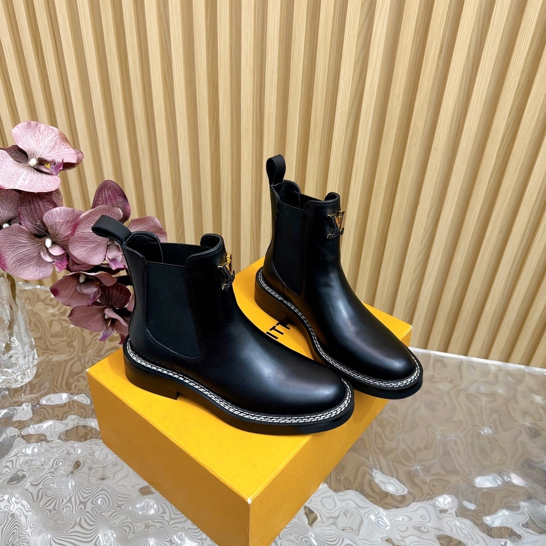 Luxury Black Leather Chelsea Boots with Gold Logo & White Stitching