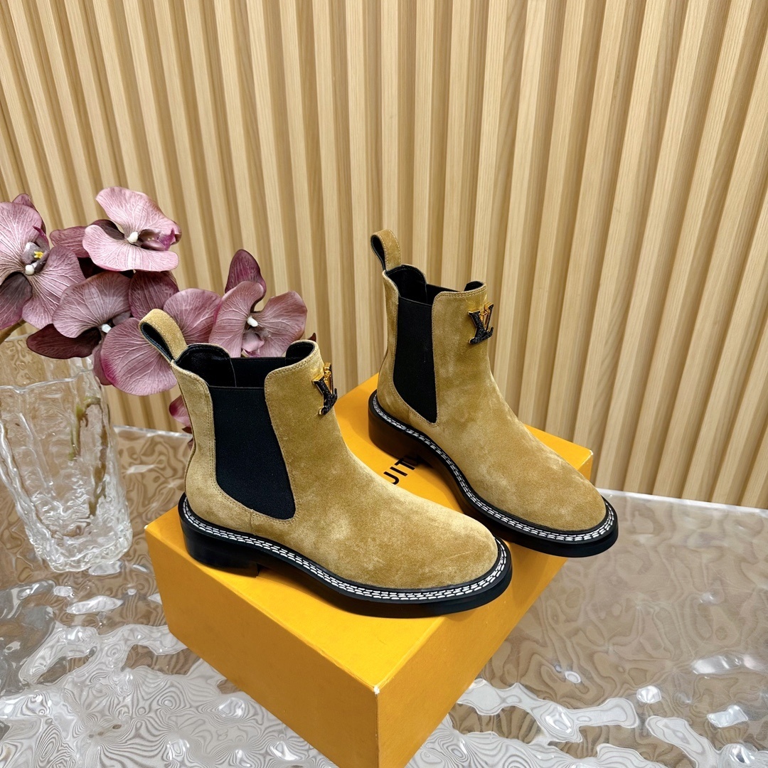 Louis Vuitton Suede Chelsea Boots - Luxury Tan Designer Ankle Boots