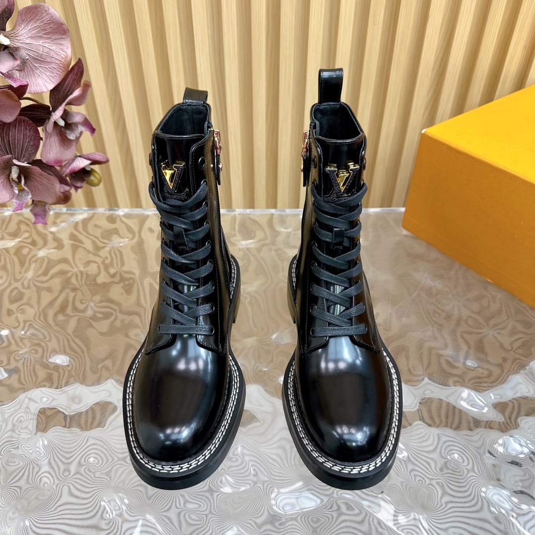 Women's Luxury Black Leather Combat Boots with Contrast Stitching