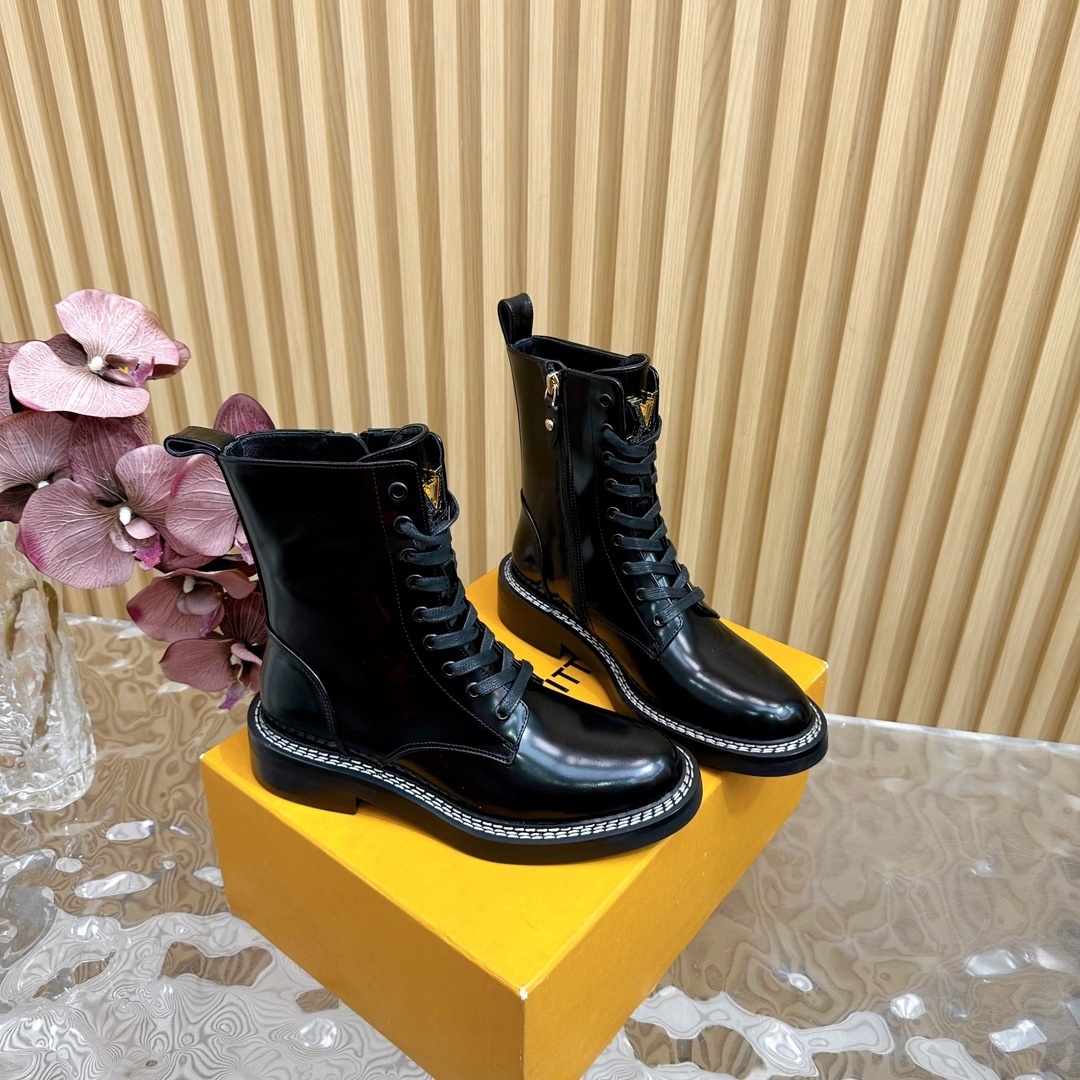 Women's Luxury Black Leather Combat Boots with Contrast Stitching