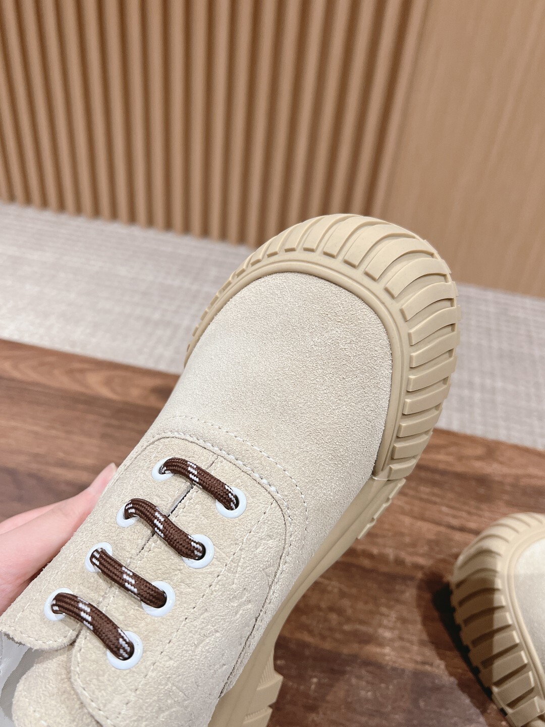 Luxury Women's Beige Platform Canvas Sneakers - Ribbed Sole Shoes
