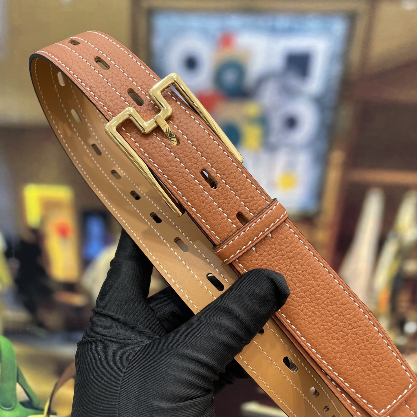 Luxury Tan Grainy Leather Belt with Gold Geometric Buckle
