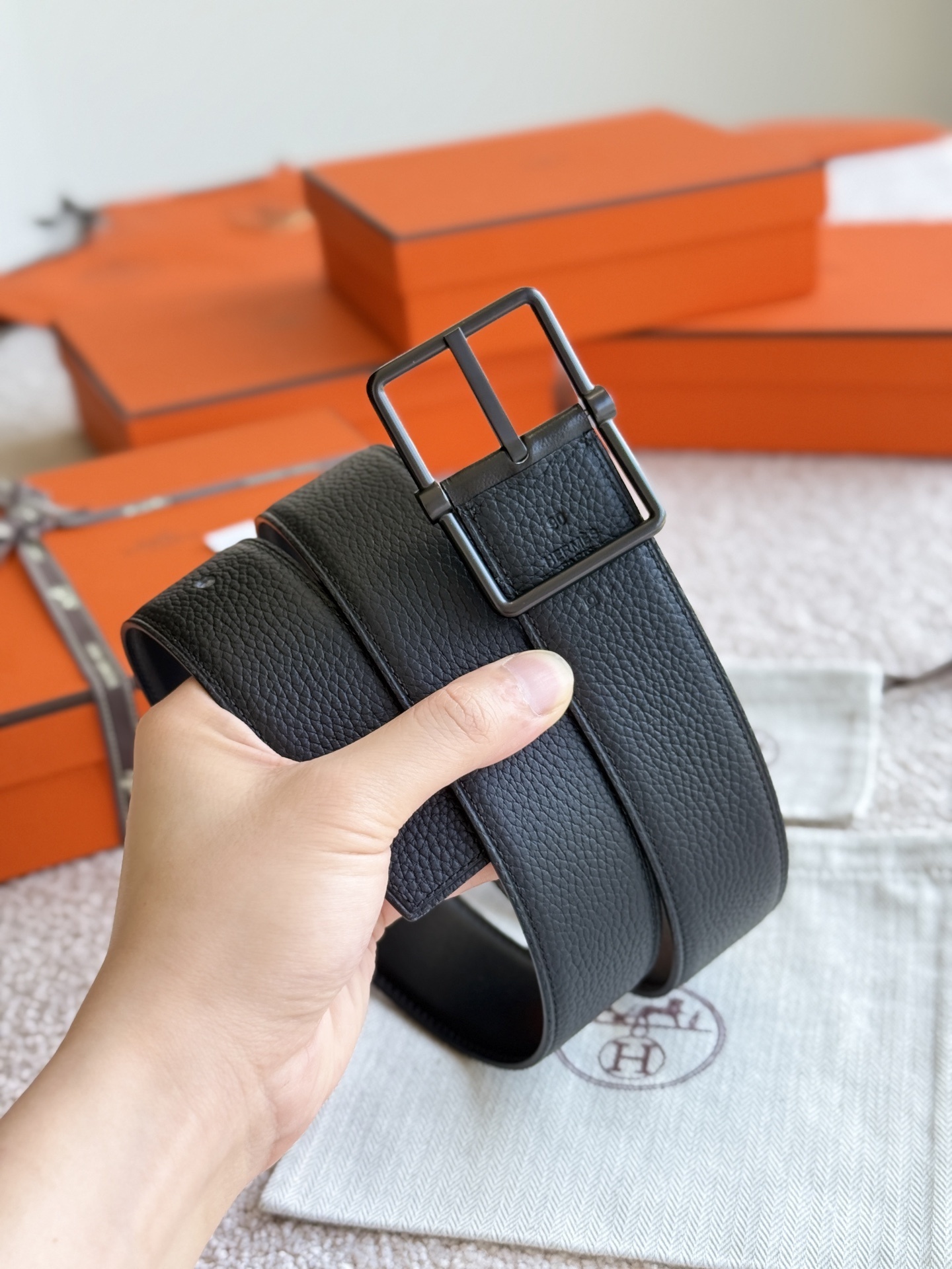 Hermès Men's Black Grained Leather Belt with Matte Black Buckle