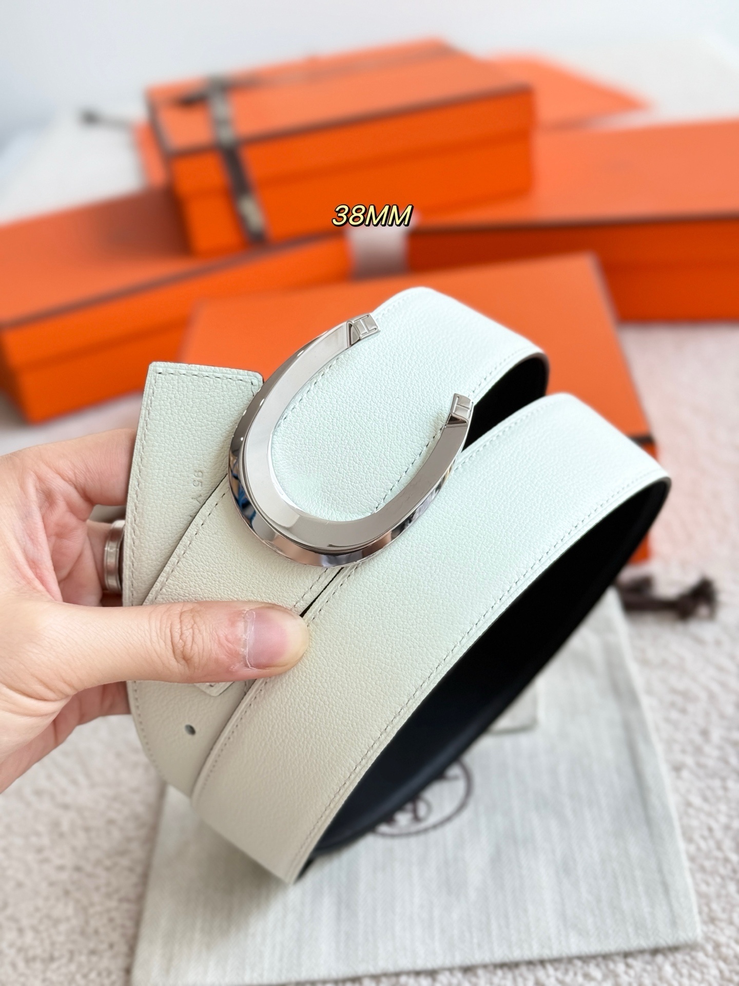 Hermès Luck Buckle & Reversible 38mm Leather Belt