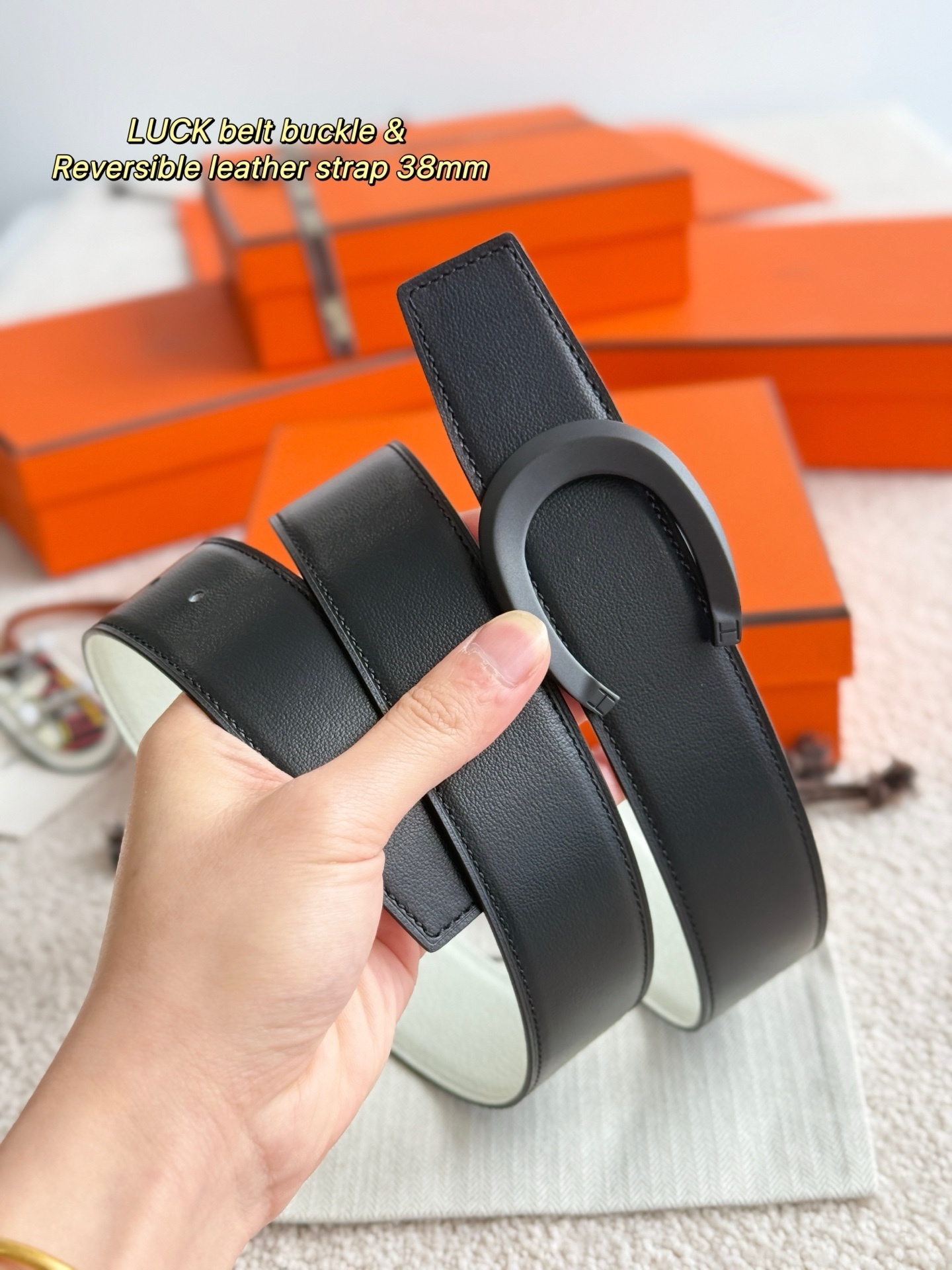 Hermès LUCK Belt Buckle & 38mm Reversible Leather Strap Kit