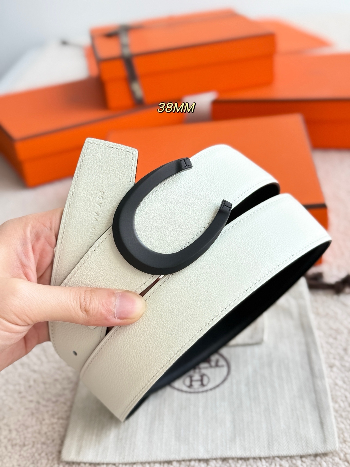 Hermès LUCK Belt Buckle & 38mm Reversible Leather Strap Kit