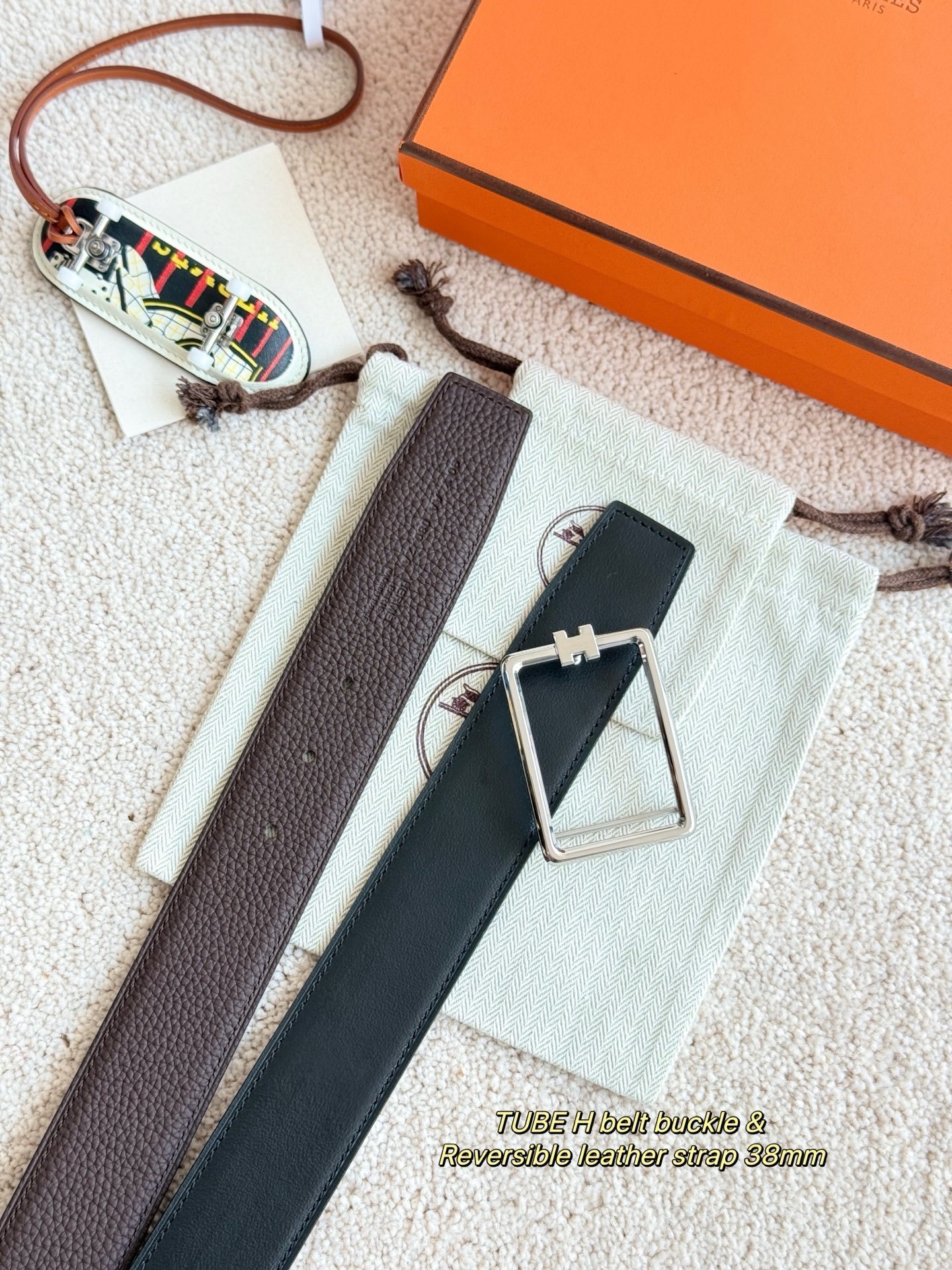 Hermès Tube H 38mm Reversible Leather Belt - Black/Brown