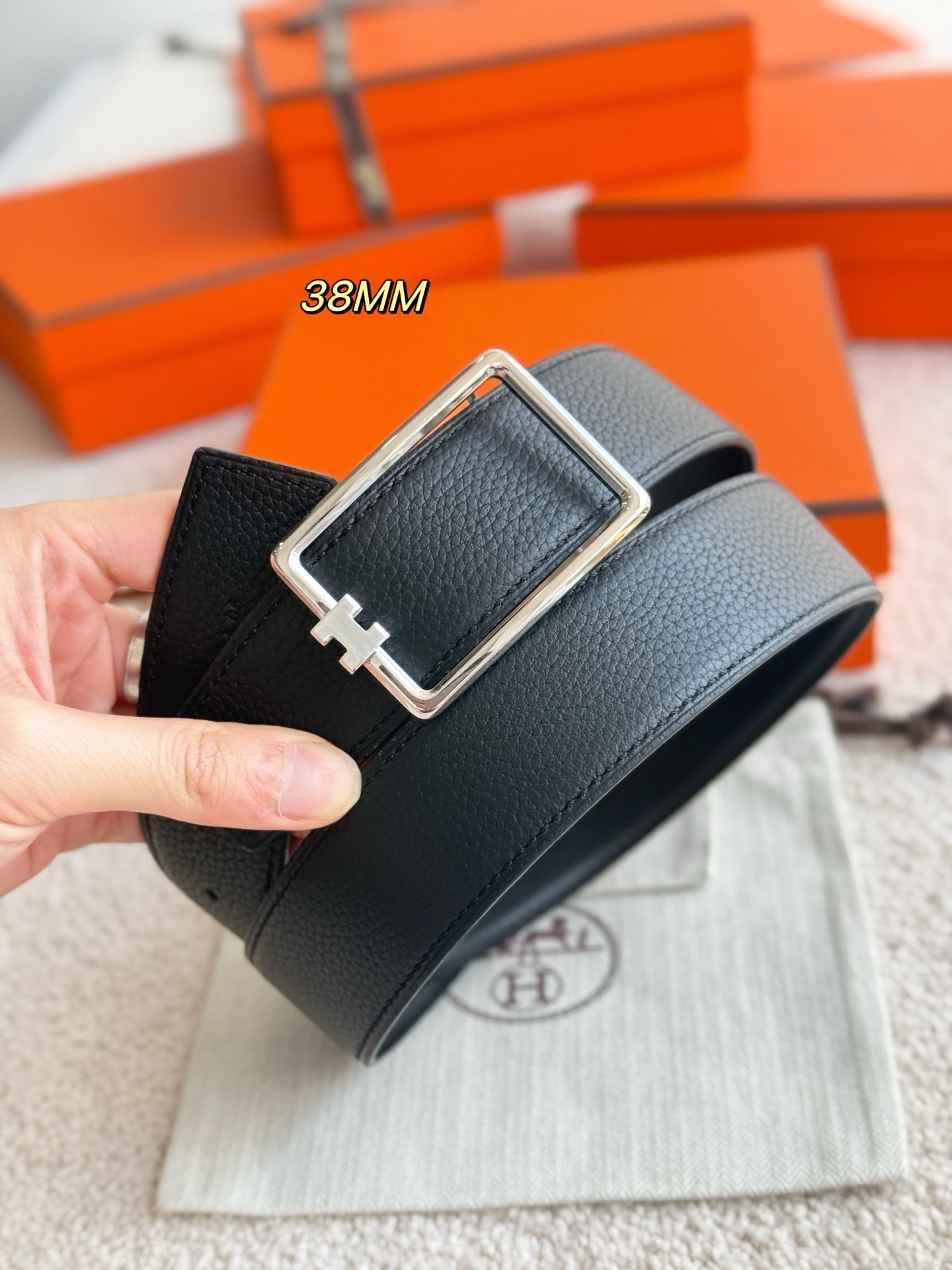 Hermès 38mm Tube H Reversible Leather Belt - Luxury Men's Accessory