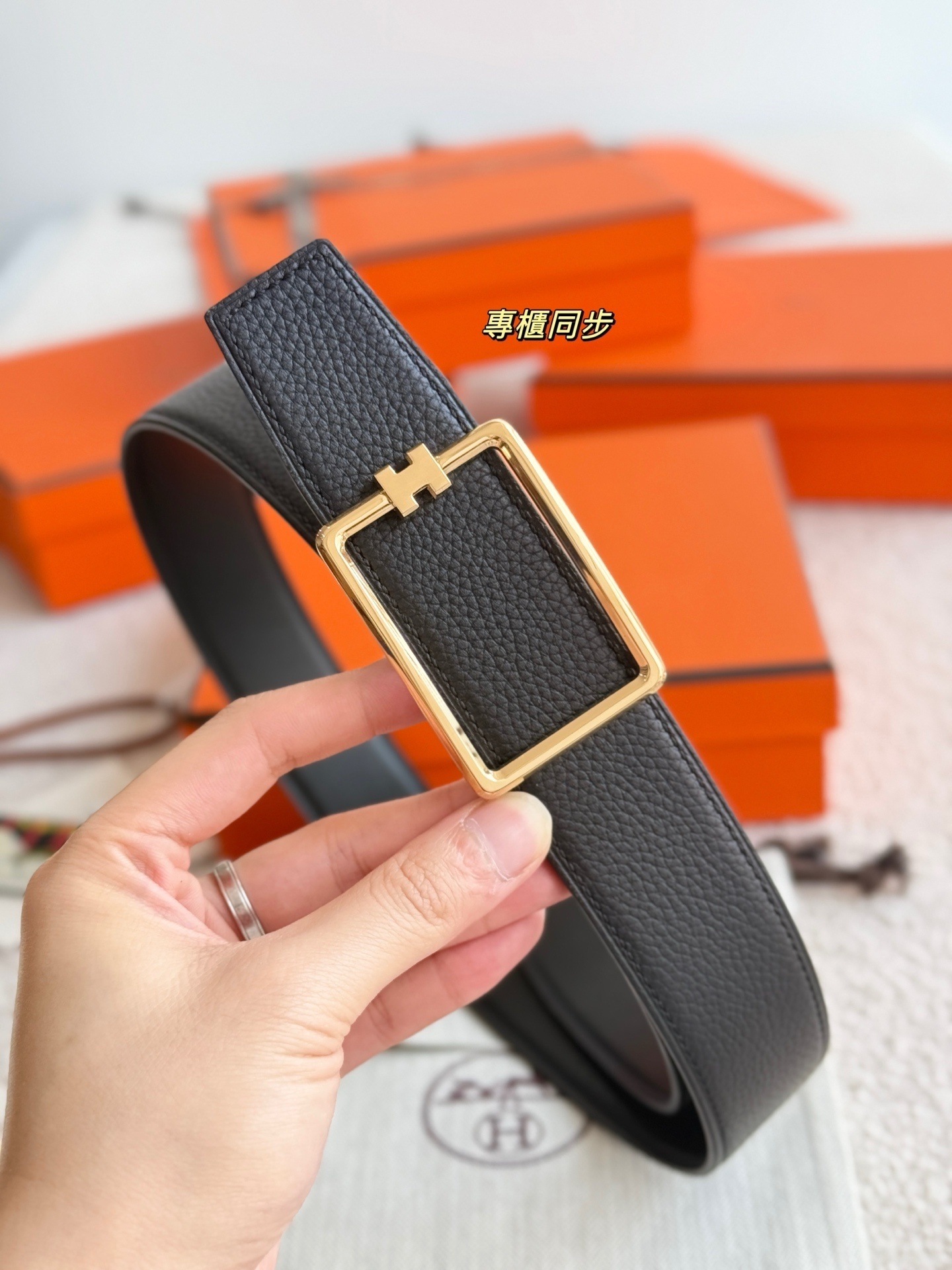 Hermès Tube H Reversible Leather Belt 38mm - Luxury Men's Accessory