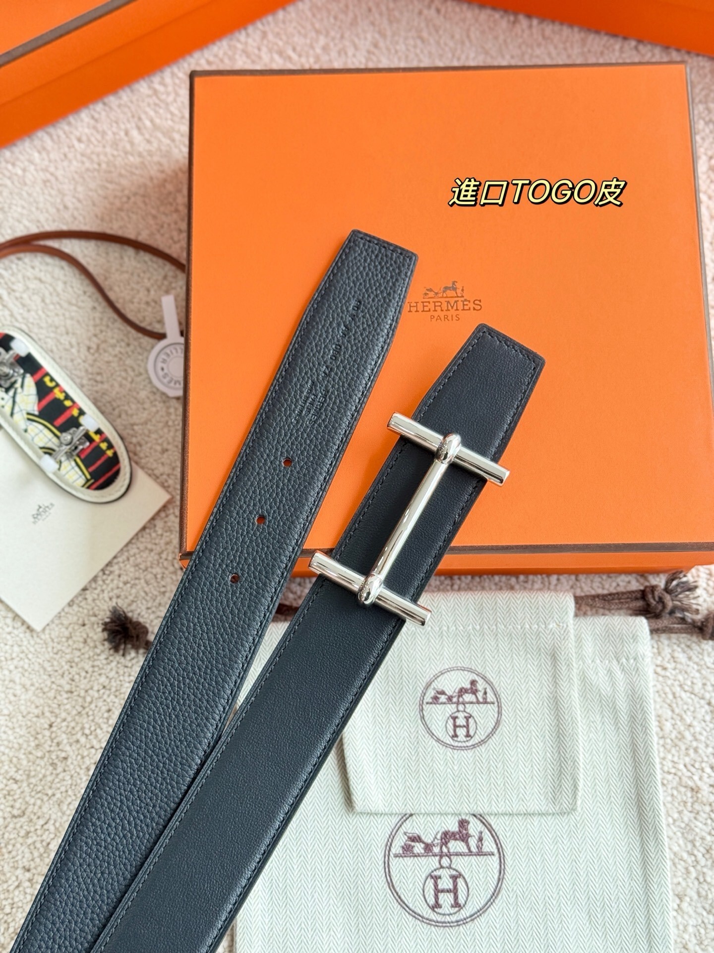 Hermès H d'Ancre 38mm Reversible Leather Belt - Silver Buckle