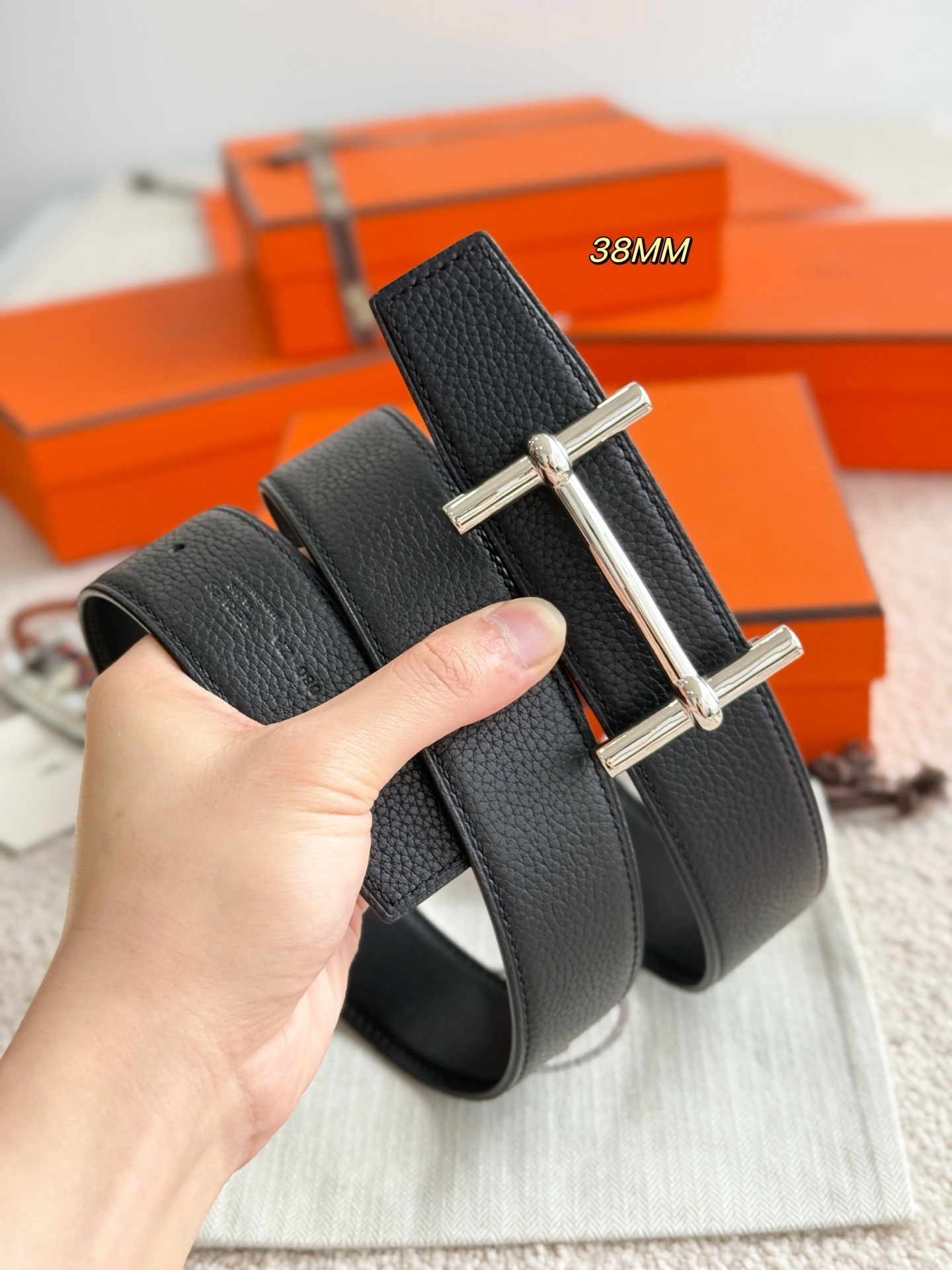 Hermès H d'Ancre 38mm Reversible Leather Belt - Silver Buckle