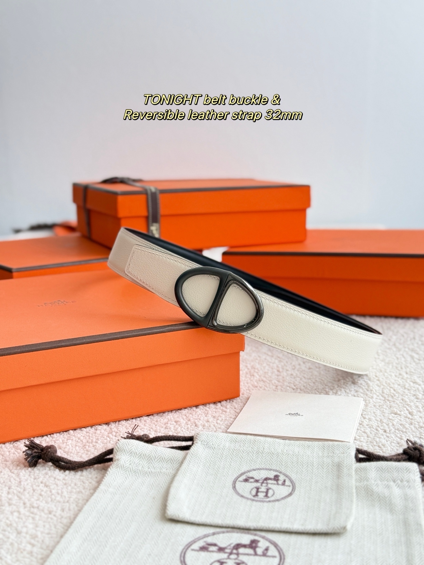 Hermes Tonight 32mm Reversible Leather Belt – Cream & Black