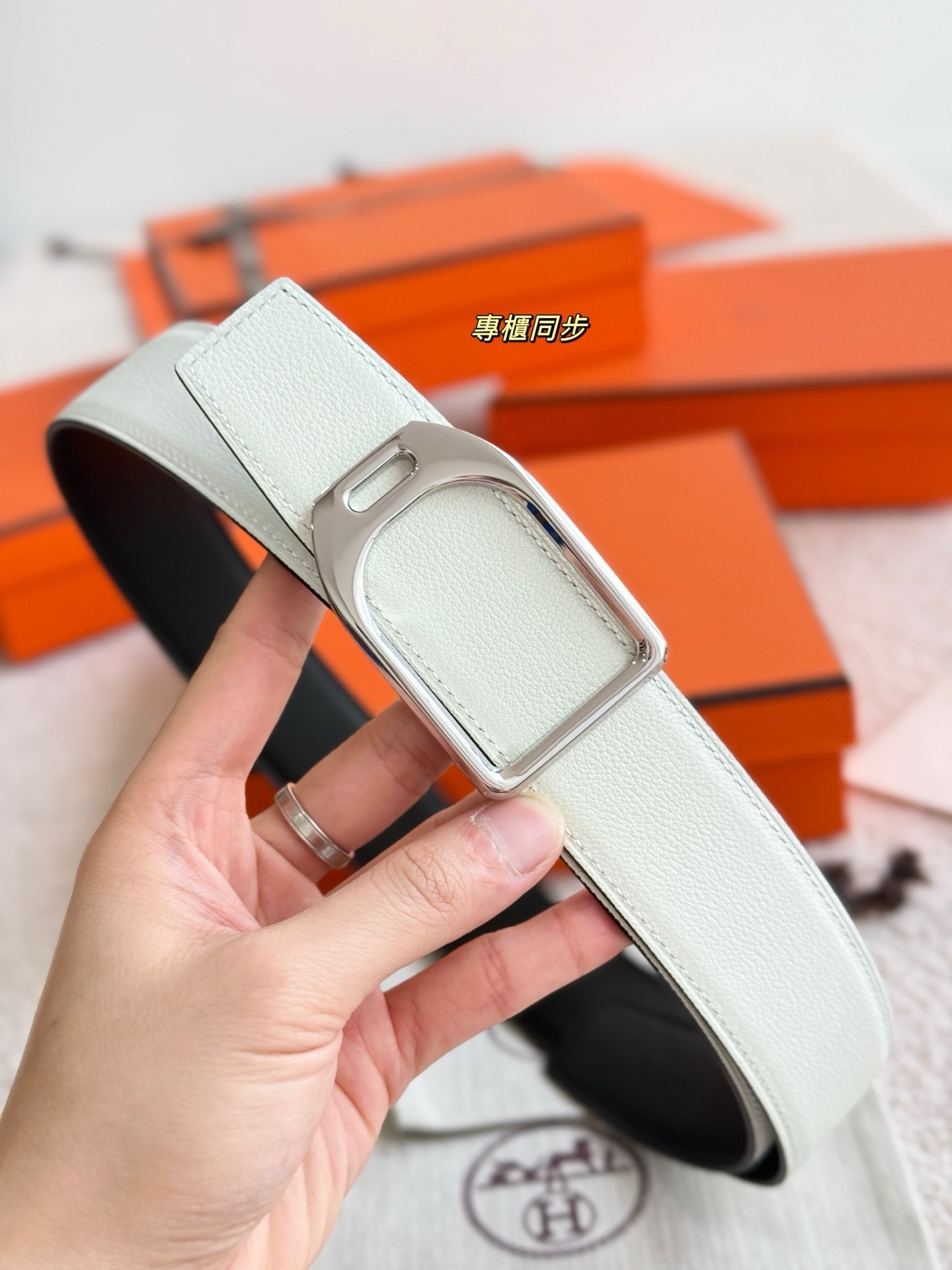 Hermès Jockey Reversible Leather Belt 38mm - Luxury Men's Accessory