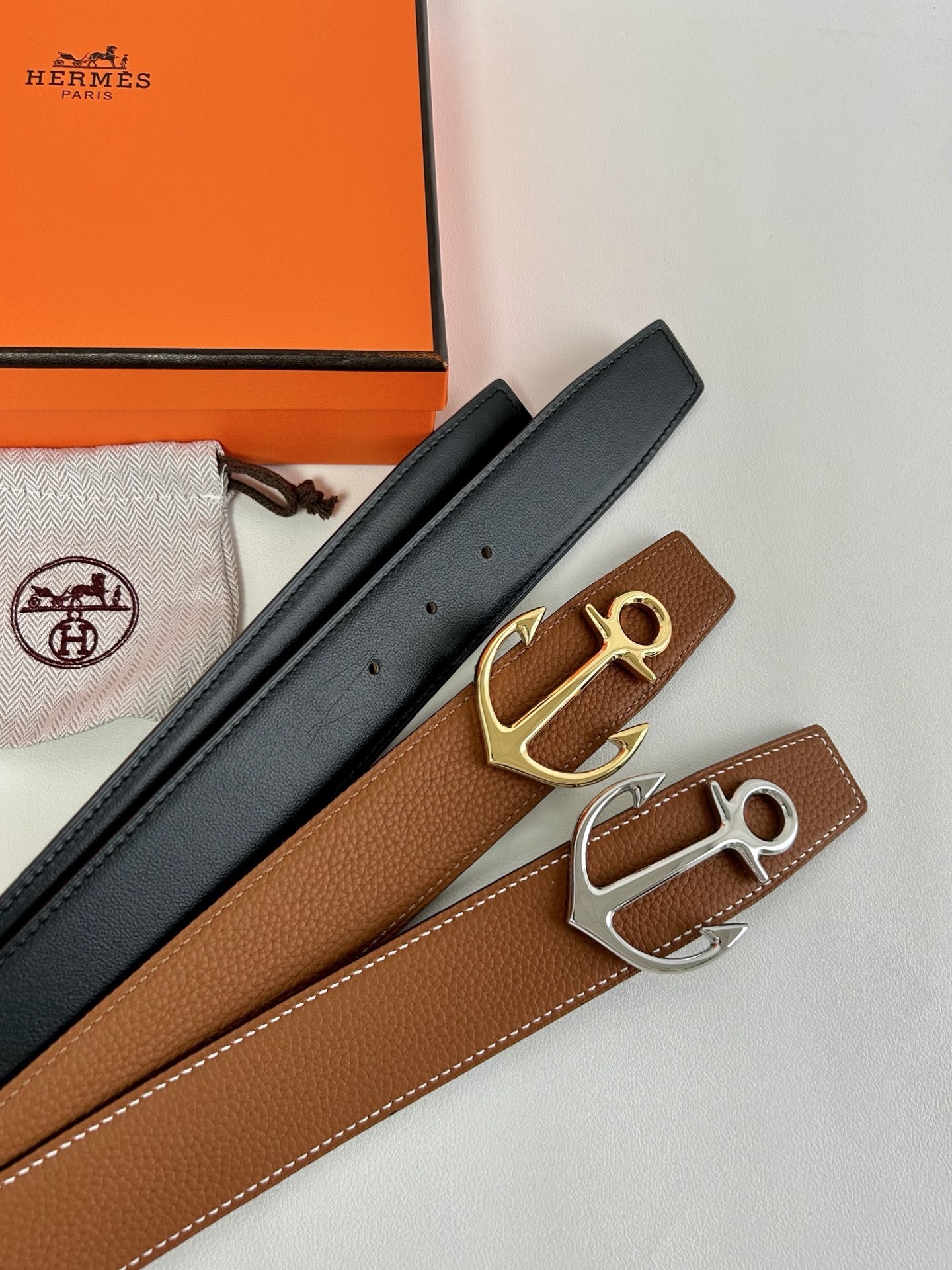 Hermès Brown Leather Belt with Nautical Anchor Buckle - Gold & Silver