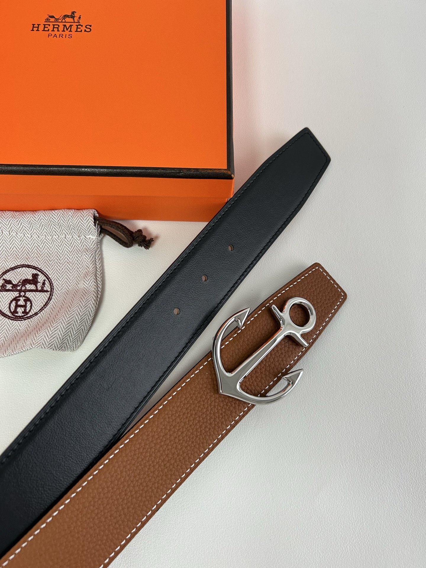 Hermès Brown Leather Belt with Nautical Anchor Buckle - Gold & Silver