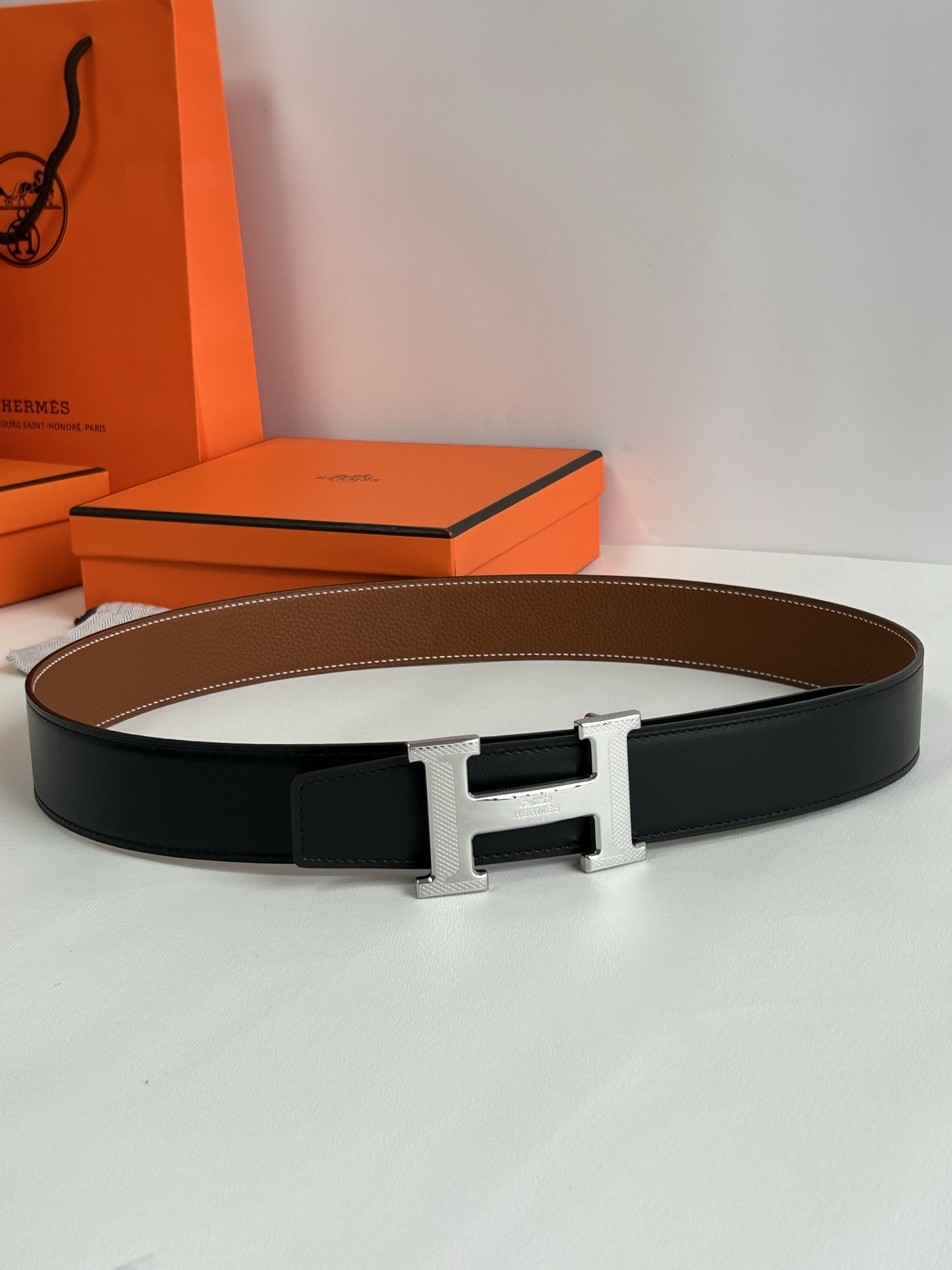 Hermes Reversible Belt Gold H Buckle - Black & Brown Leather