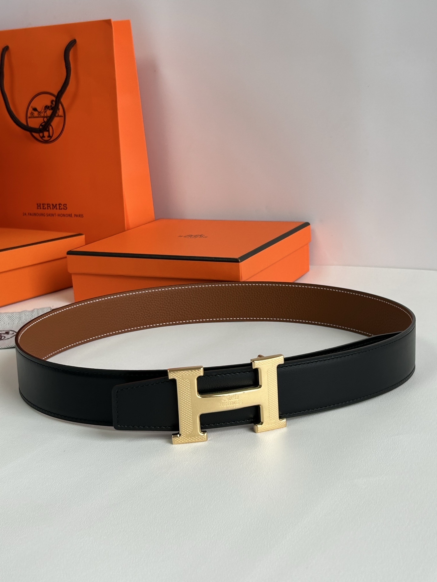 Hermes Reversible Belt Gold H Buckle - Black & Brown Leather