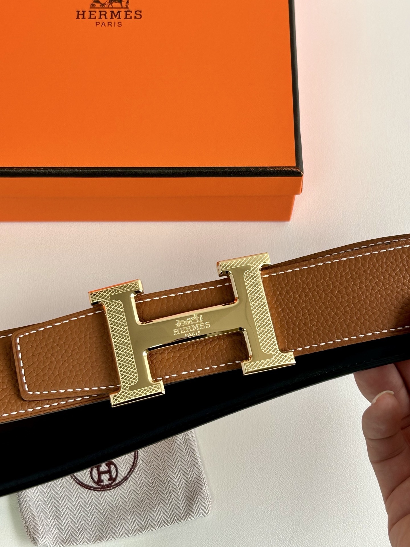 Hermes Reversible Belt Gold H Buckle - Black & Brown Leather